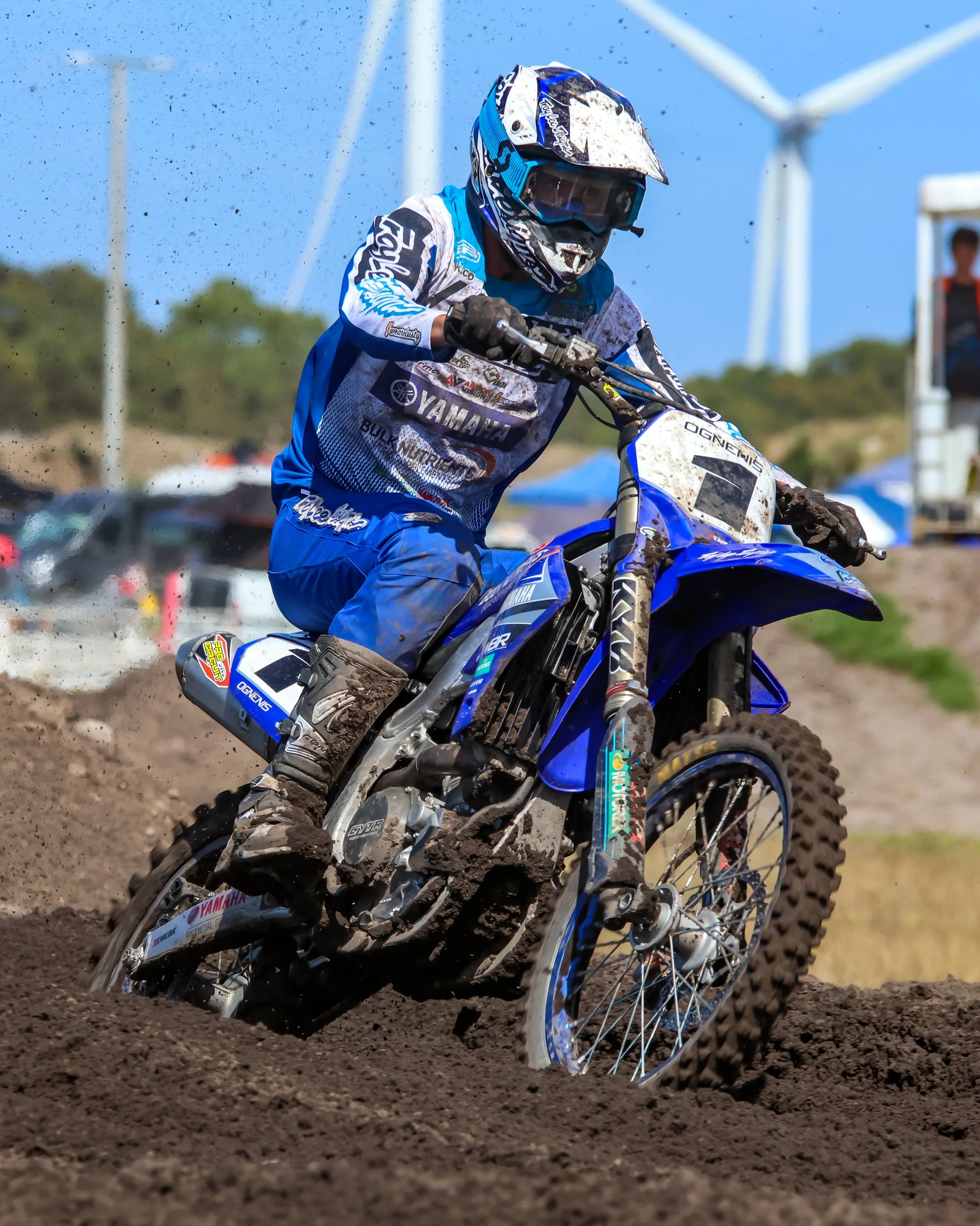 Photography & Video Packages - MVMX SENIOR VICTORIAN C/SHIP