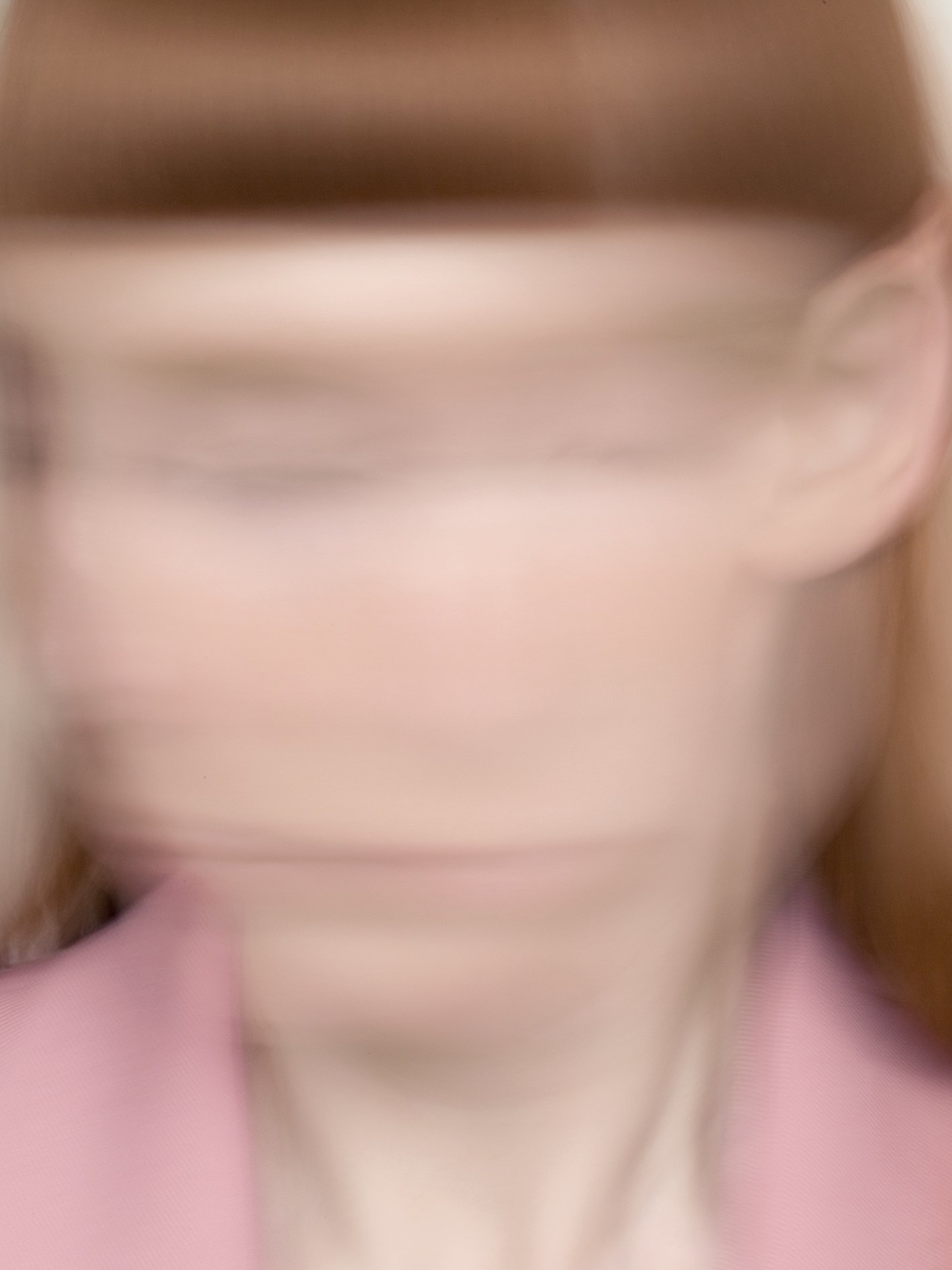 luisahuebner_homealone_02-LuisaHubner.jpg