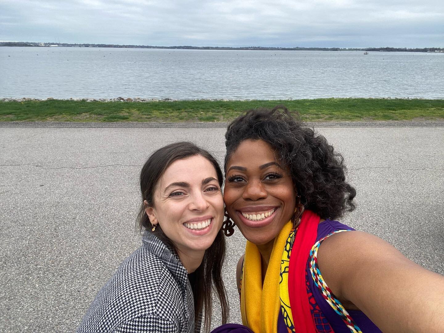 A joyful, whirlwind weekend ✨ I got to collaborate again with my wildly talented partner in crime @chrystalewilliams in beautiful Jamestown, RI. Tired but so happy. 💜 

#jamestown #rhodeisland #classicalmusic #voice #piano #recital #collaboration #a