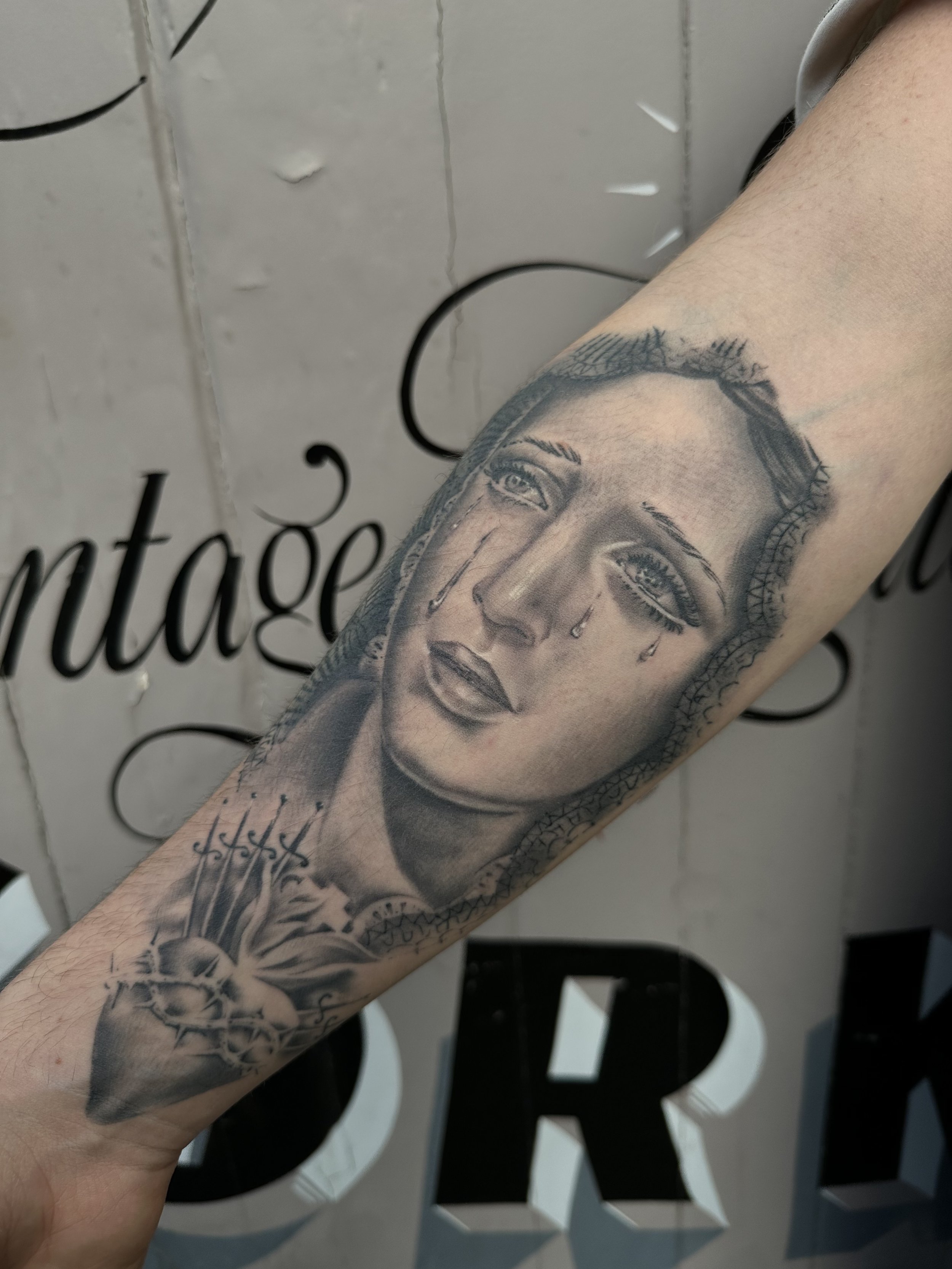 Les Barlow - Brighton Tattoo Artist — TATTOO WORKSHOP