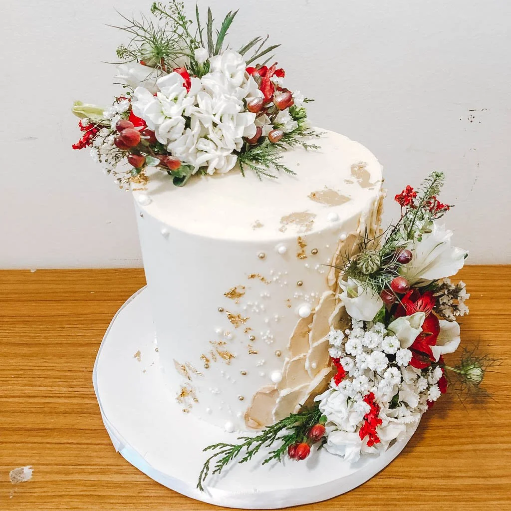 Cutting Cake