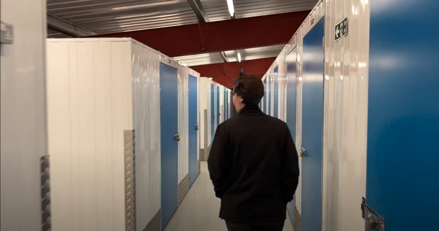 book-storage-unit-viewing-hartlepool.png