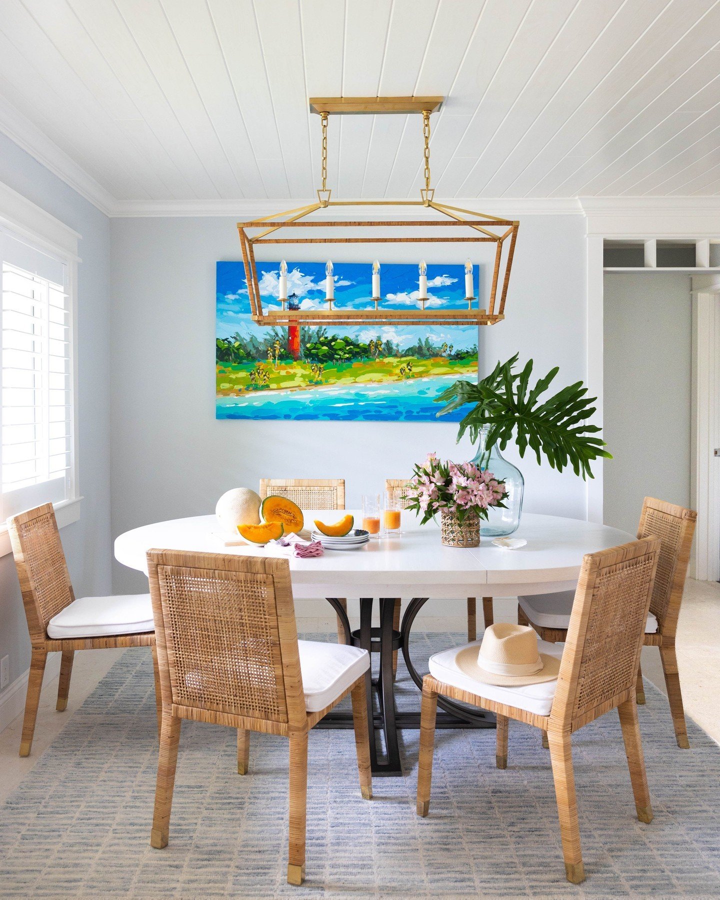 Dive into dining room dreams with a coastal splash of color! 🌊🎨 Transforming mealtime into a seaside escape, we're blending bright hues with beachy vibes for a space that's as vibrant as a sunset stroll on the shore. Let's bring the coastal charm t