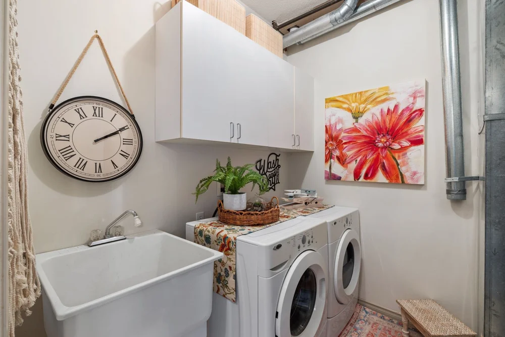 6388 LASALLE RD_25.jpeg