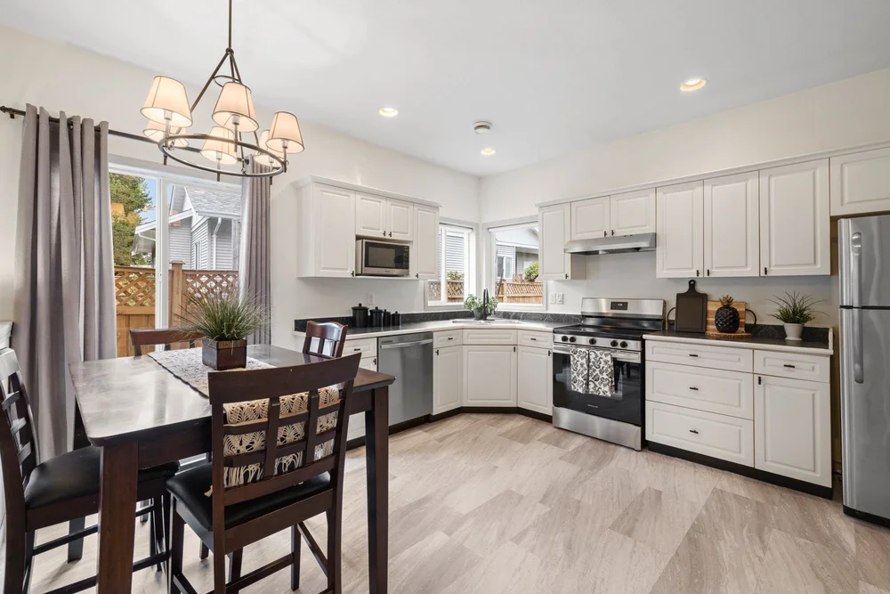 6388 LASALLE RD_32.jpeg