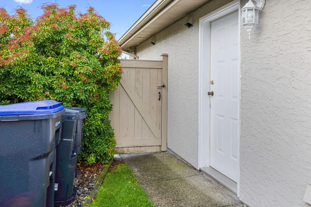 757 ANSON PL_06.jpeg