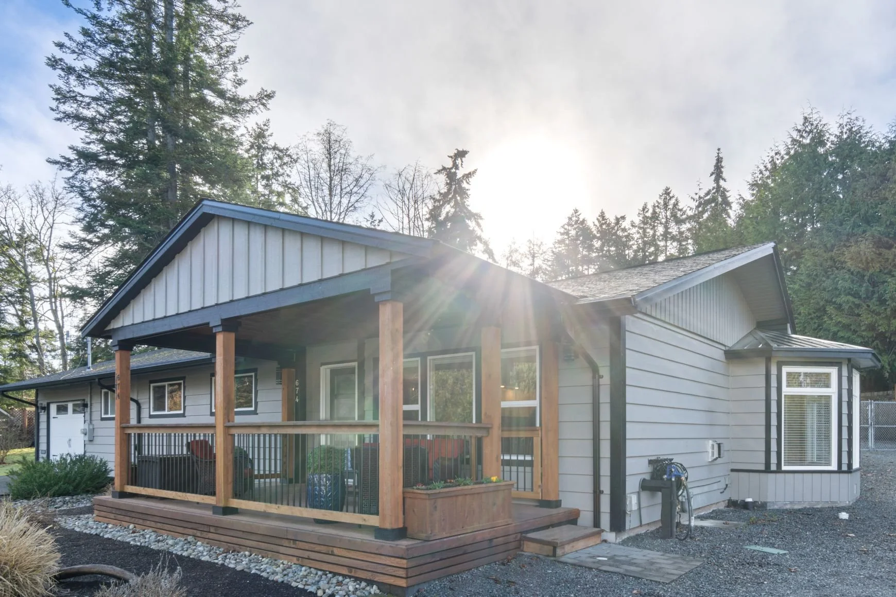 674 Hawthorne Rise, Parksville