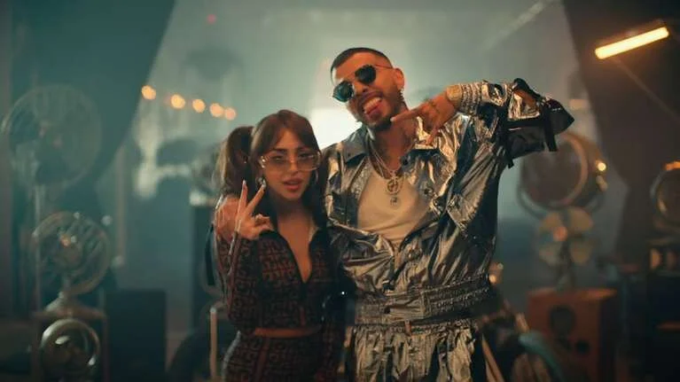 Nicki Nicole estrena canción con nuestra portada Rauw Alejandro 'Sabe'