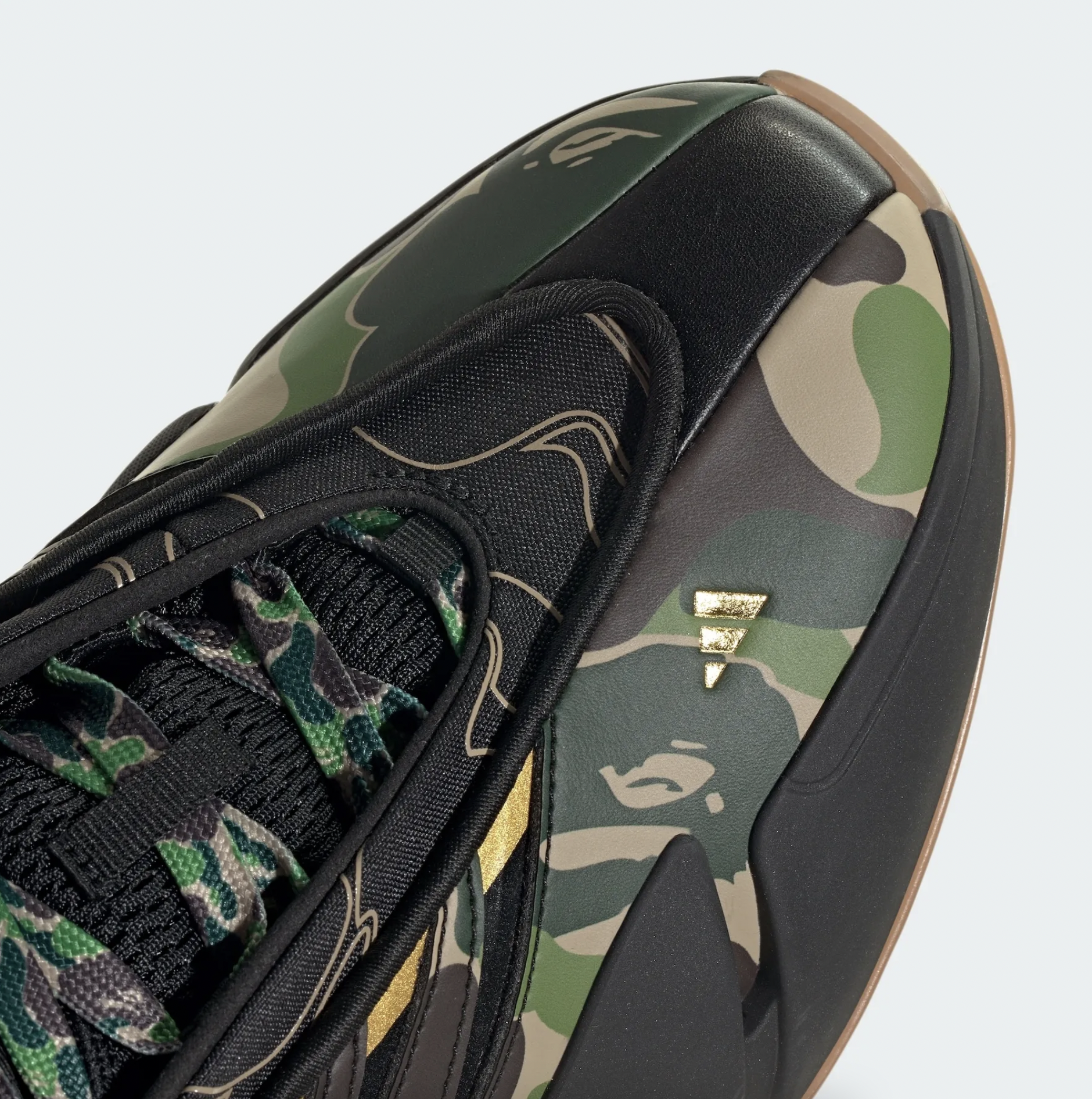 La colección BAPE X adidas Dame 9 saldrá en breves