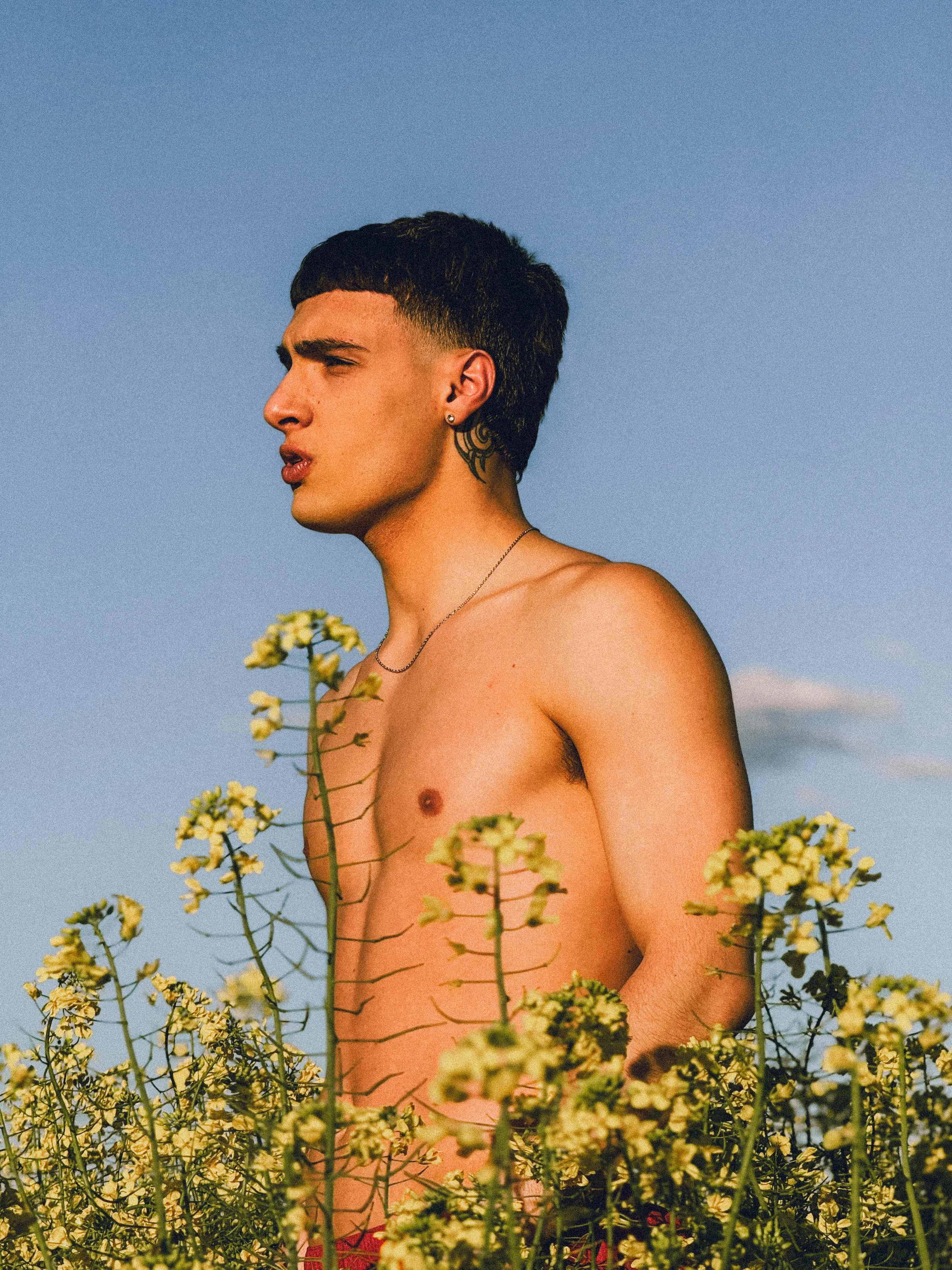 Quién es Tobika, el artista argentino detrás del fenómeno viral ‘Chika Hippie’