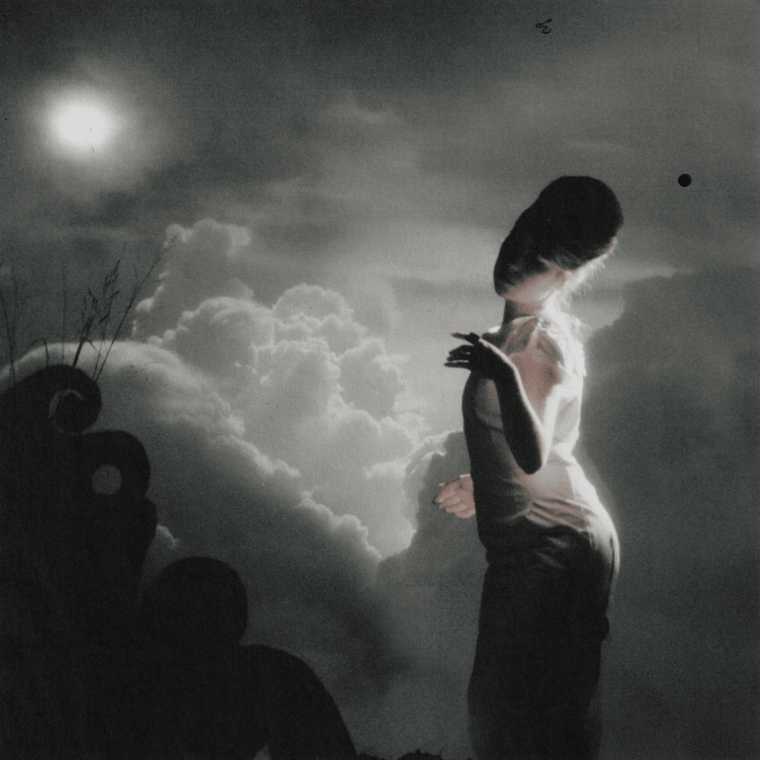 Rebe mira al cielo en "Brilla El Sol" y anuncia gira internacional