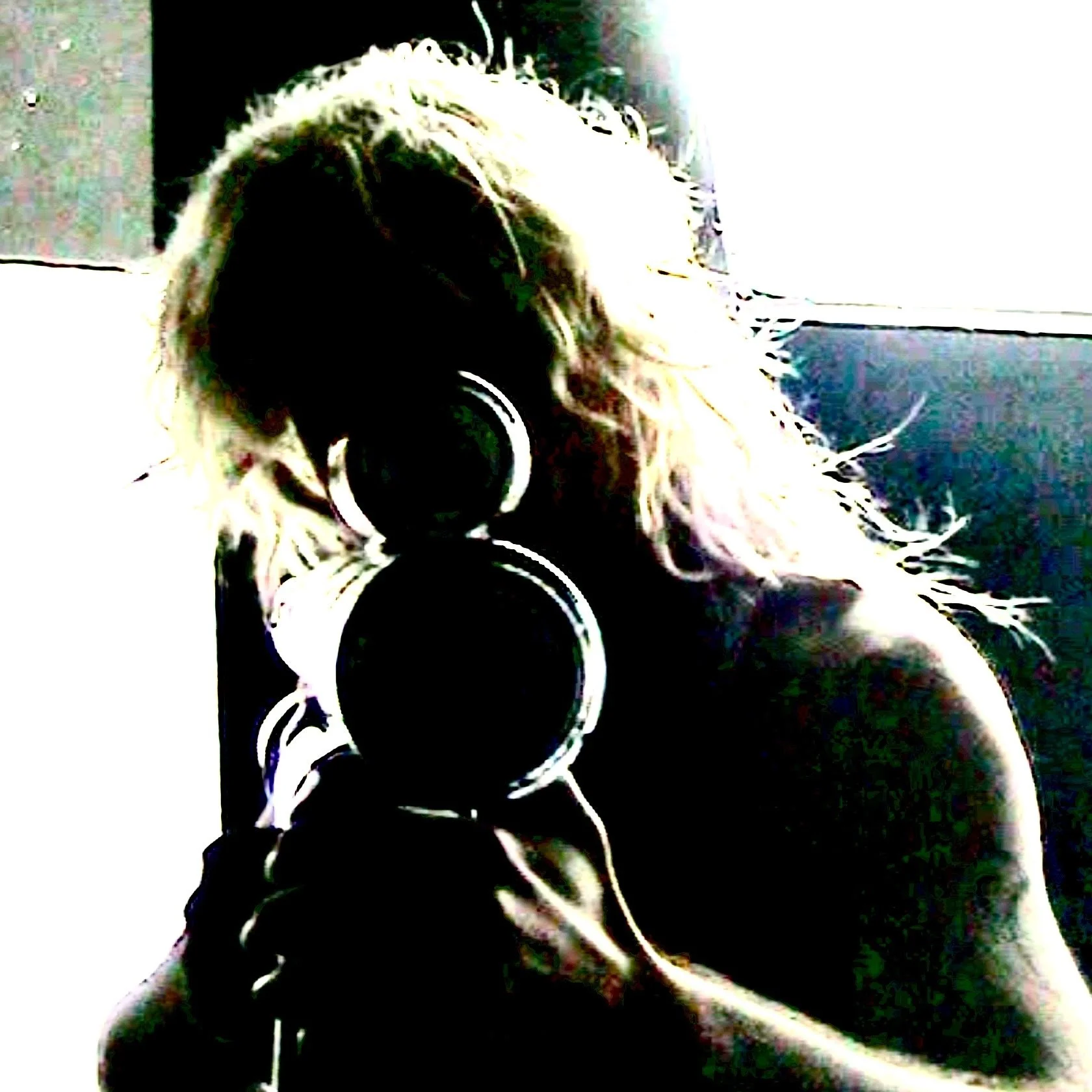 Blanco Palamera presenta: “EsteAmor”, tercer adelanto de su próximo álbum