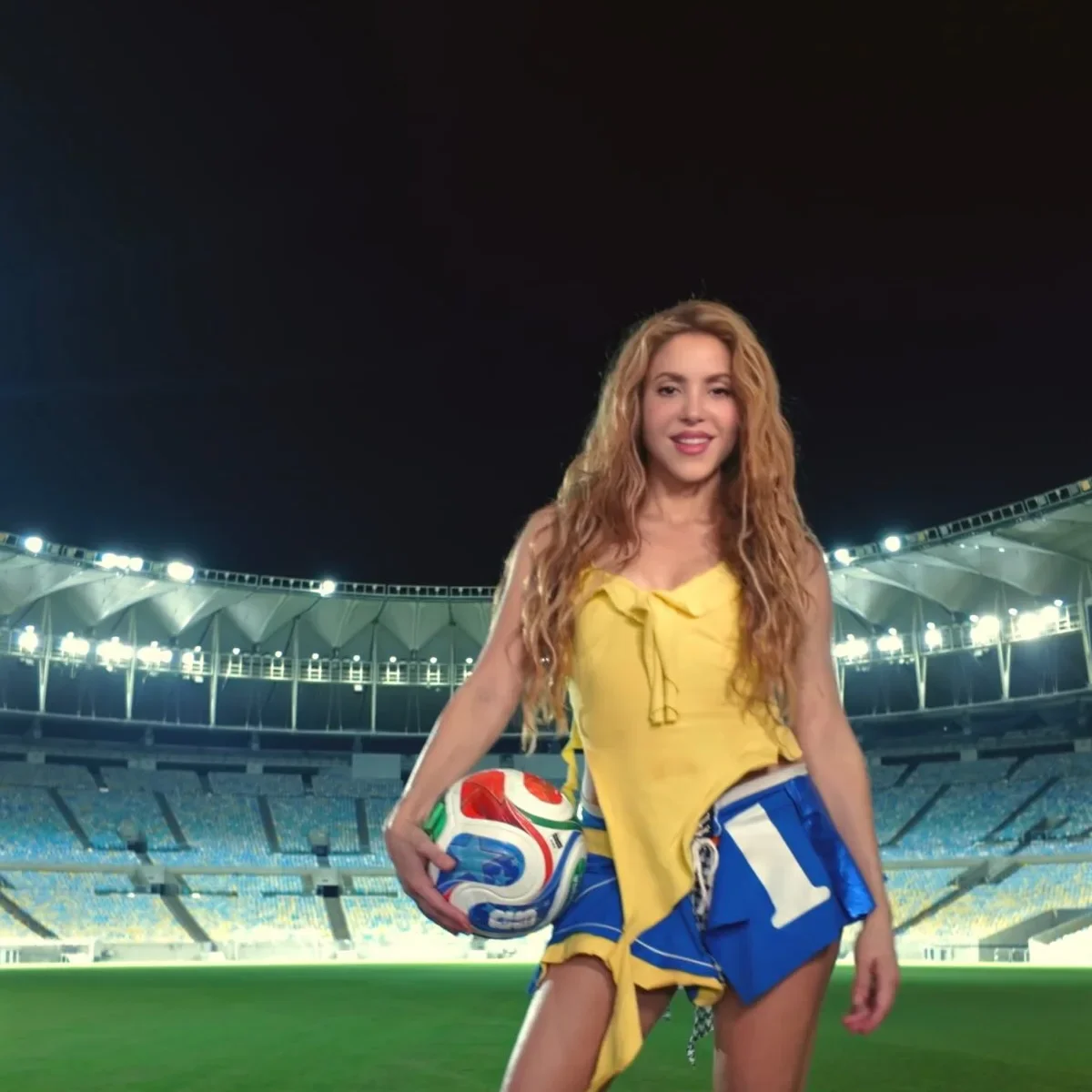 SHAKIRA SERÁ LA VOZ DEL MUNDIAL CON “DAI DAI” COMO HIMNO