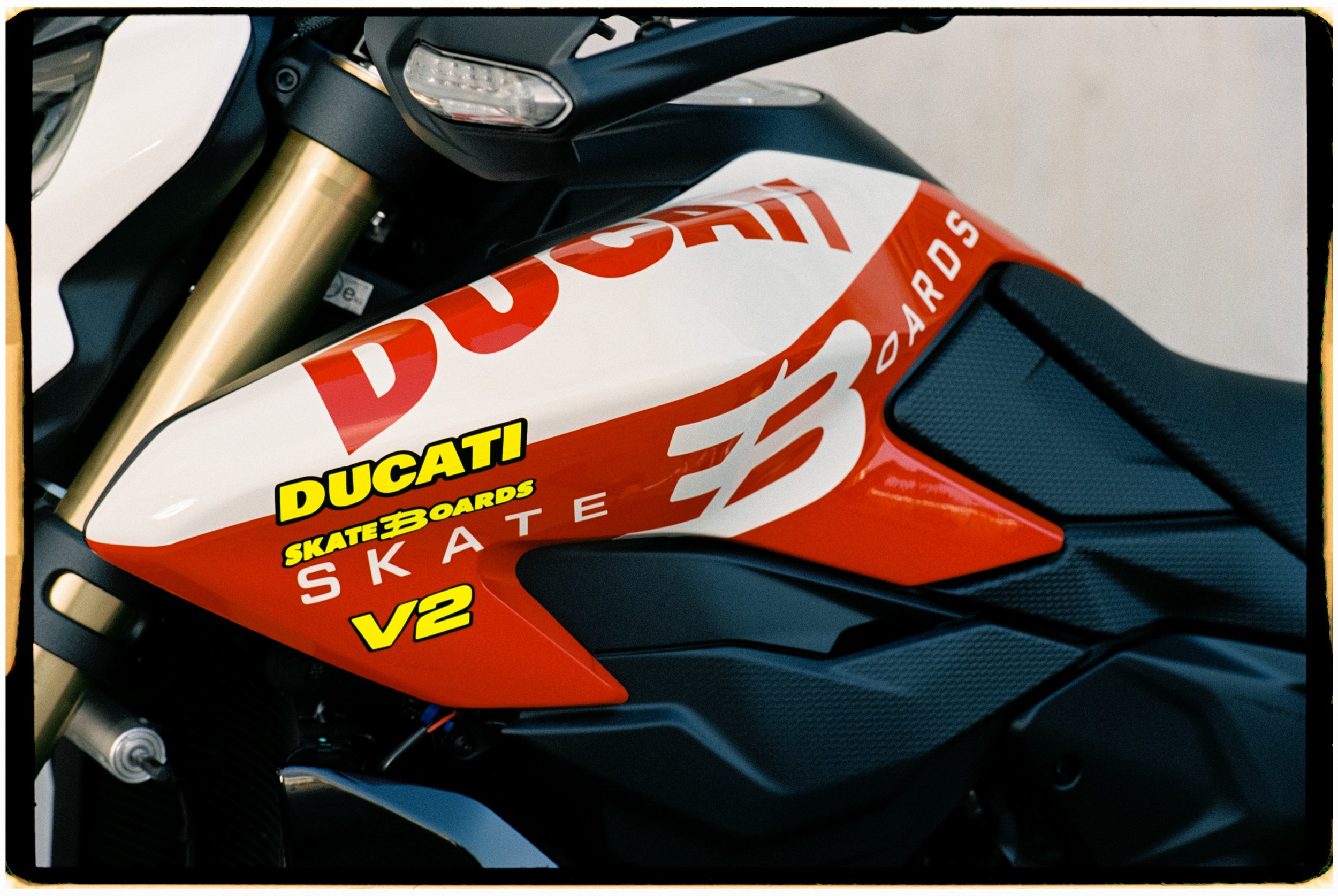Bogart_x_Ducati-17.jpg