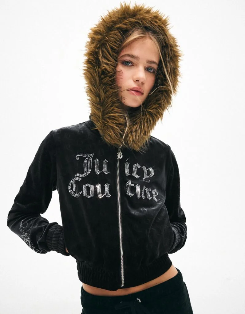 BERSHKA Y JUICY COUTURE RECUPERAN EL GLAMOUR DE LOS 2000 CON UNA NUEVA COLECCIÓN