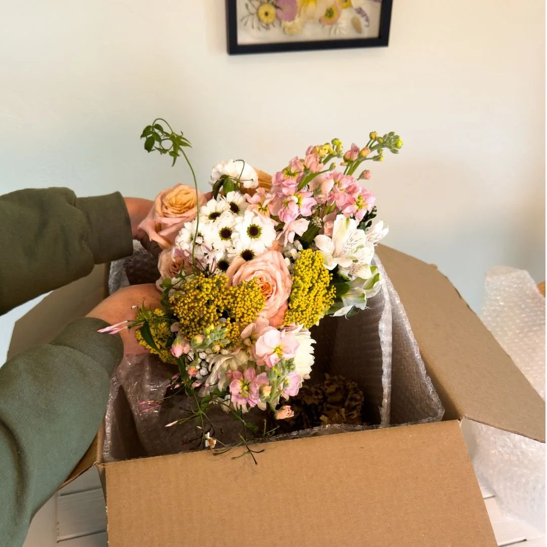 How To Pack and Ship Your Wedding Bouquet For Flower Preservation