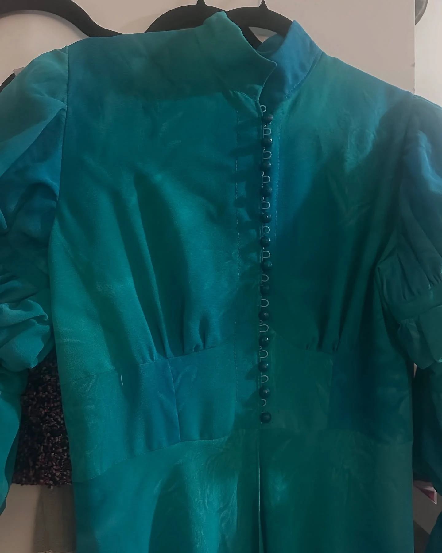 Some things and stuff&hellip; (I made) 

@gunnardeatherage Evermore Duster @itchtostitch Sirena Dress &amp; Palermo top @common_stitch Finch Shirt (for Dan) @jenniferlaurenhandmade Vielle Top

#sewist #sewing #vintagesewingmachines #itchtostitchpatte