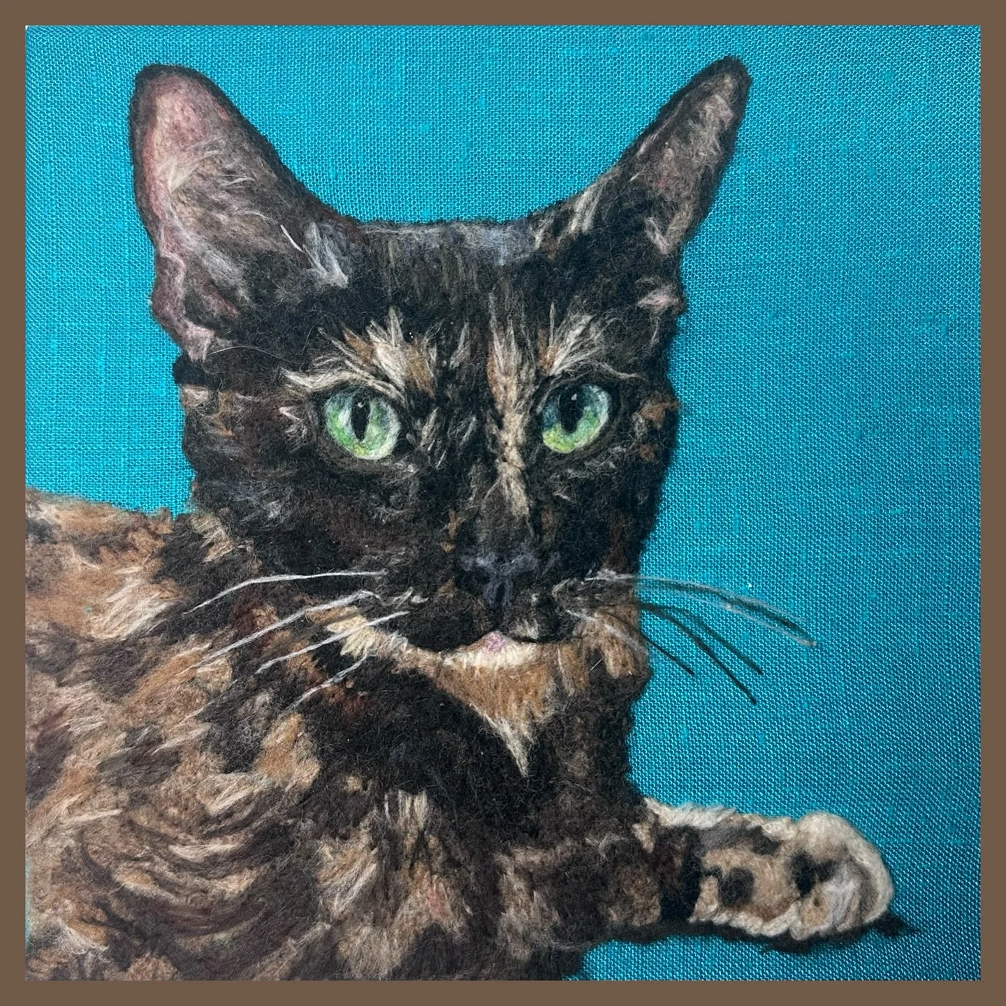 Sunshine (formerly Harriet) 8&rdquo;x8&rdquo; needle felted onto linen - a beautiful Mama from @kitkatplayroom that I should have completed months ago 😅

Not to worry, the next 4 are prepped, but I can&rsquo;t promise on timing. 😆 There&rsquo;s als