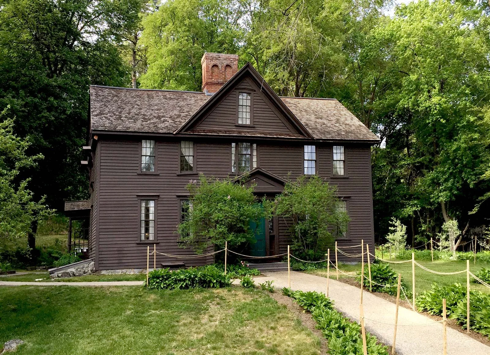 little-women-alcott-orchard-house-concord.jpg