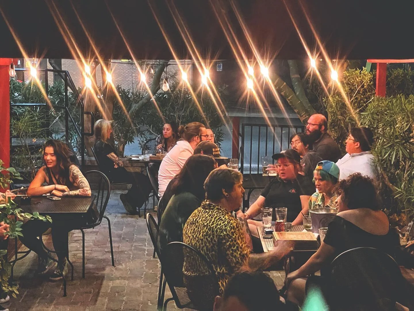 Hard Hat Lounge Las Vegas Bar & Restaurant