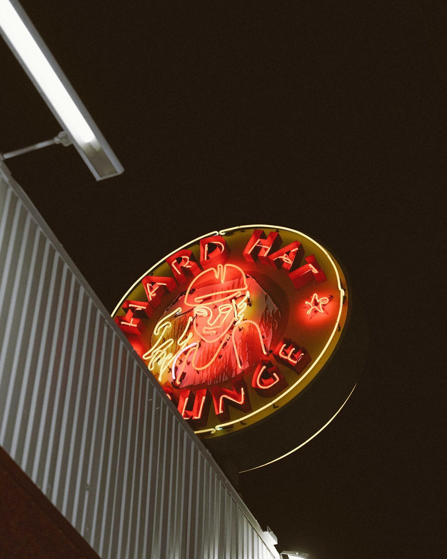 Hard Hat Lounge Las Vegas Bar & Restaurant