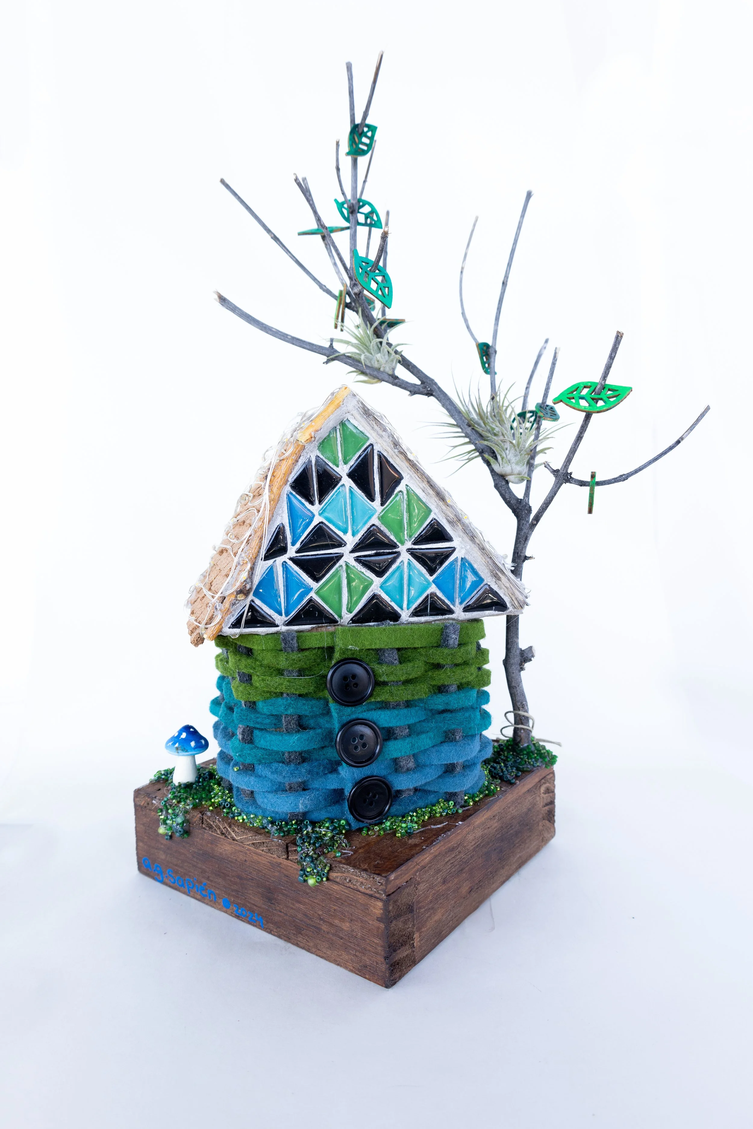 Abigail Sapien - The Cozy Cottage
