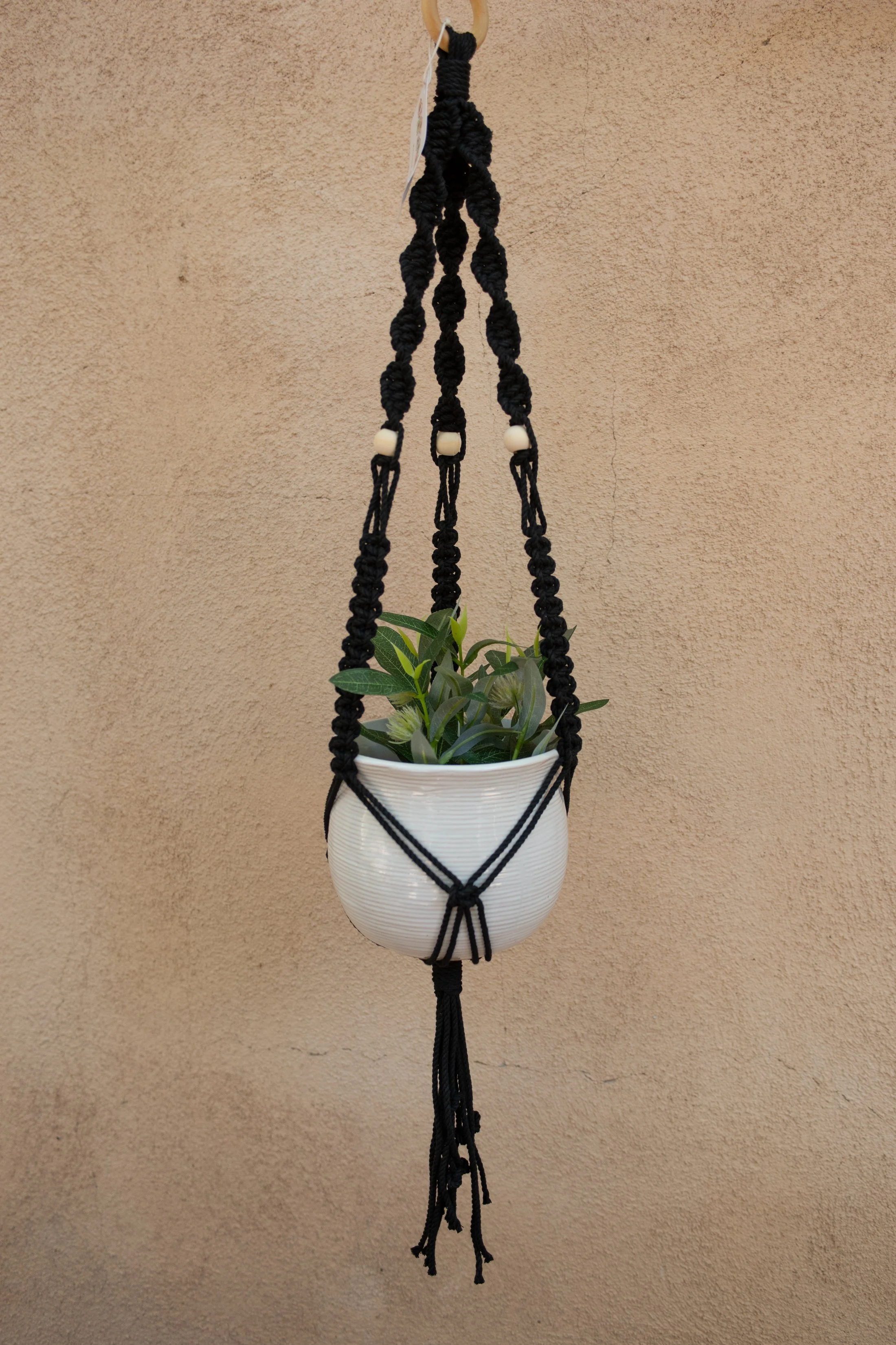 Steph ~ macrame-plant-hanger-workshop-01.jpg