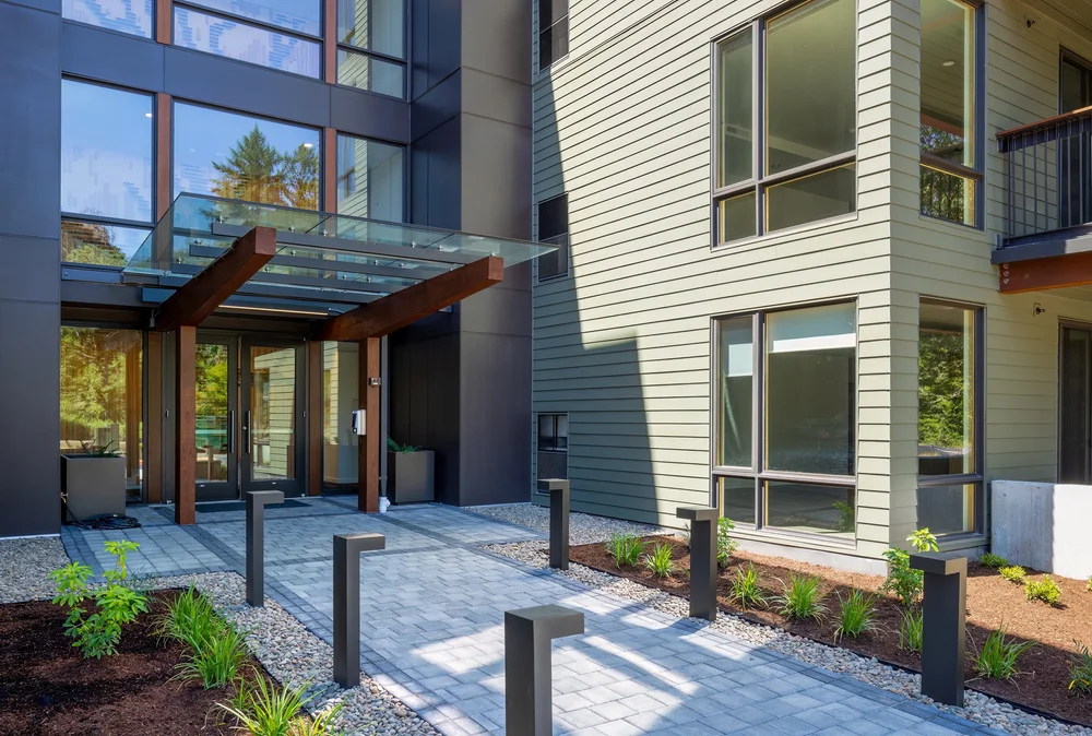 Birnam Oaks Luxury Apartments Milwaukie Oregon — Waverley Greens