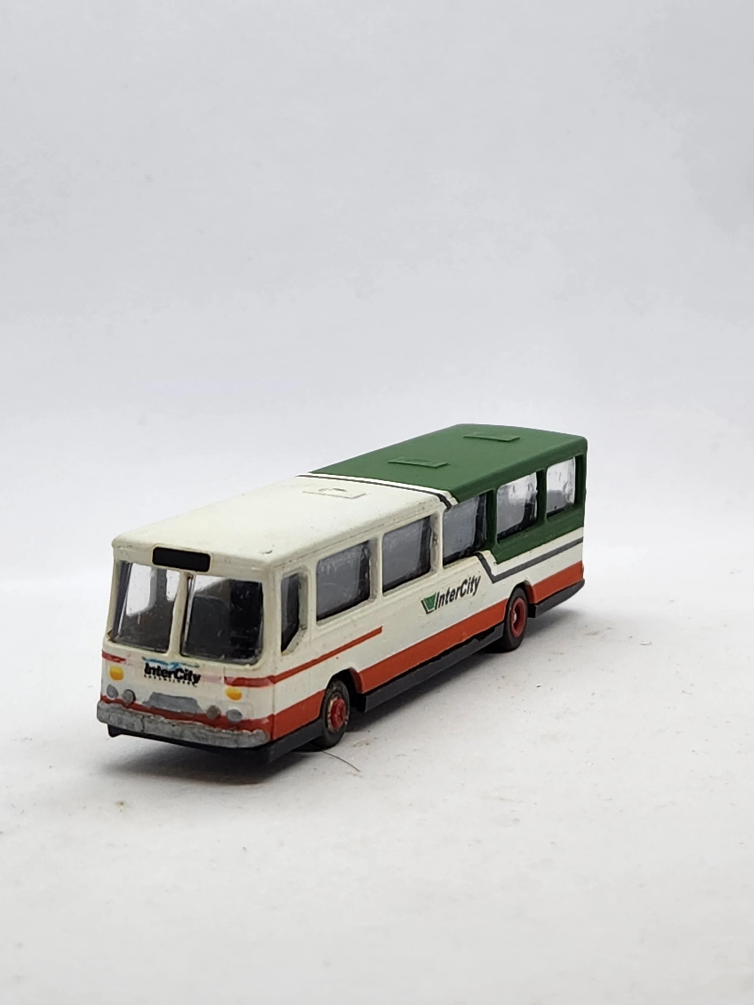 NZRRS / InterCity bus - NZ120 scale