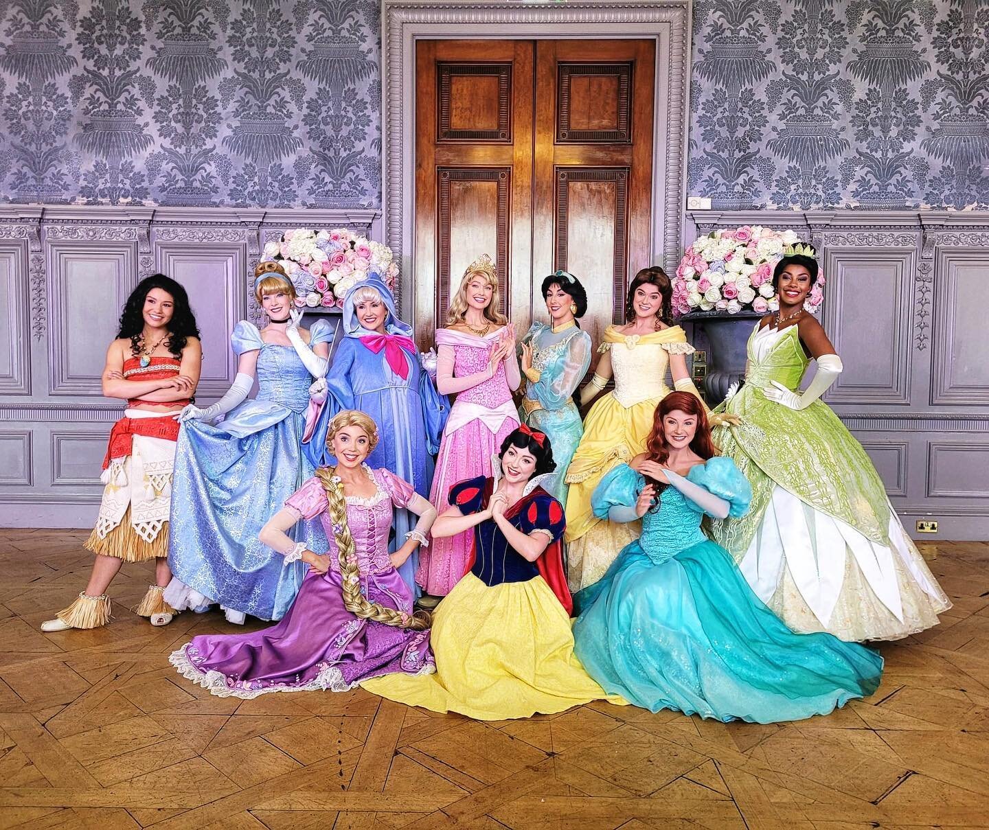 Honoured! ✨ Seeing the @disneyuk princesses at a Royal Tea Party with families supported by the @raysofsunshinecc charity was the most beautiful way to end such an inspiring two weeks at @hoarcrosshallhotel , unbelievably grateful to have witnessed t
