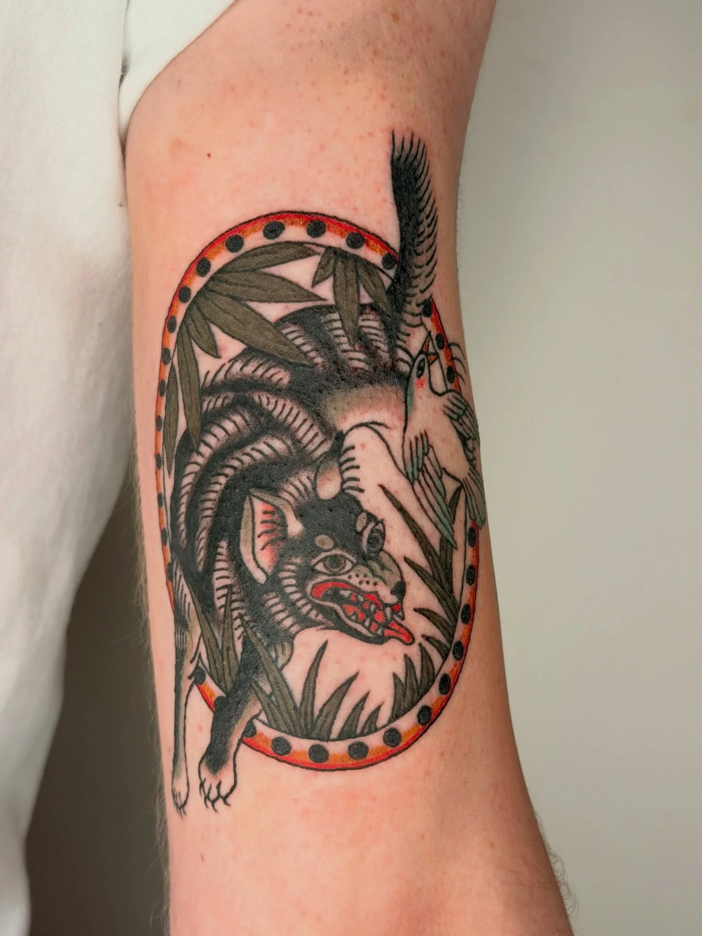 Got to do this fun one yesterday - video of the process is up on the Tikky tokky❤️ happy thanksgiving! 

#dfwtattoos #dfwtattooartist #dallastattooartist #dallastattooartist #dallastattoo #femaletattooer #tattooer #tattooapprenticeship #tattooapprent