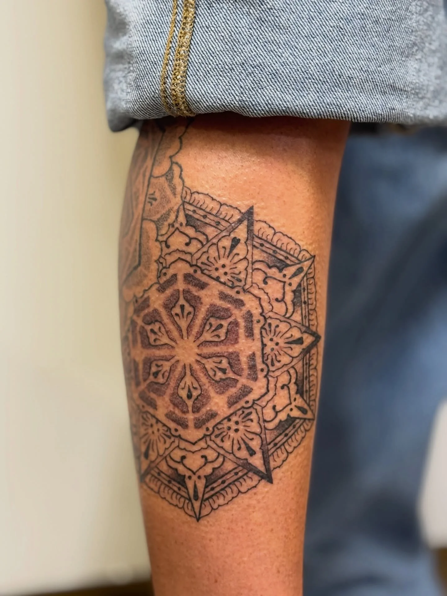 Where would you put the Mandala on your person??
#dallastattoos #dfwtattoos #fortworthtattoo #mandalatattoo #madala