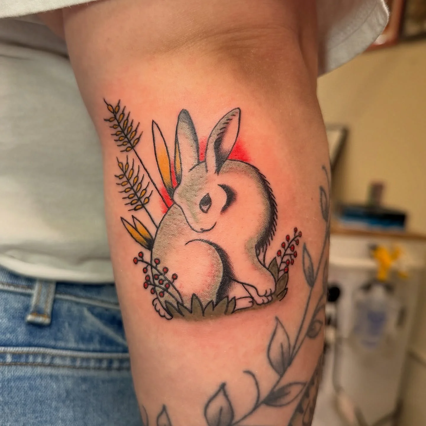Bunny from my flash :-) 

#dfwtattoos #dfwtattooartist #dallastattooartist #dallastattoo #femaletattooer