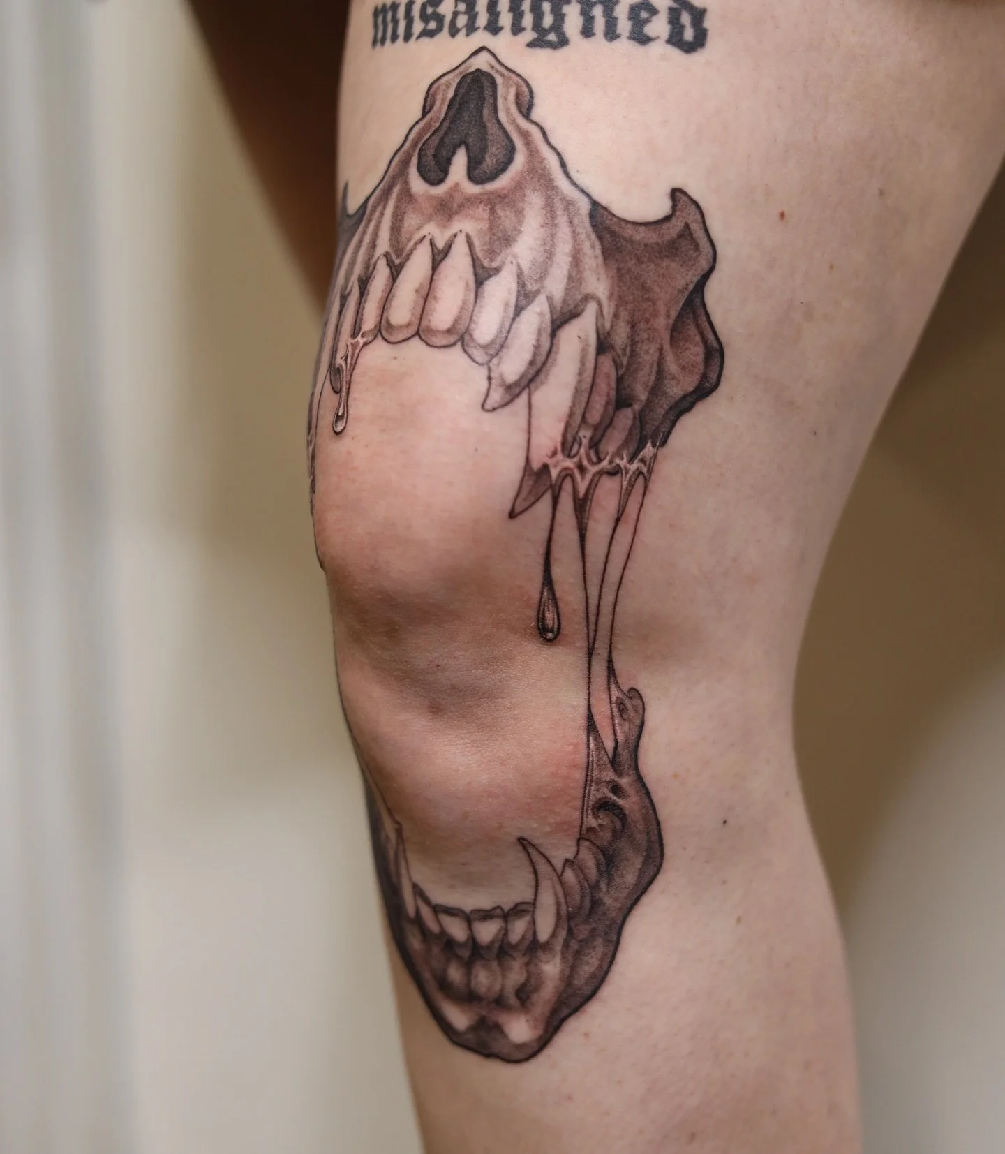 What are we putting on your knee?!

This fun and  interactive knee piece was one of my favorite tattoos today this week! The knee is one of though body parts that can really make a brake a tattoo on someone&rsquo;s leg! And I think this one made it! 