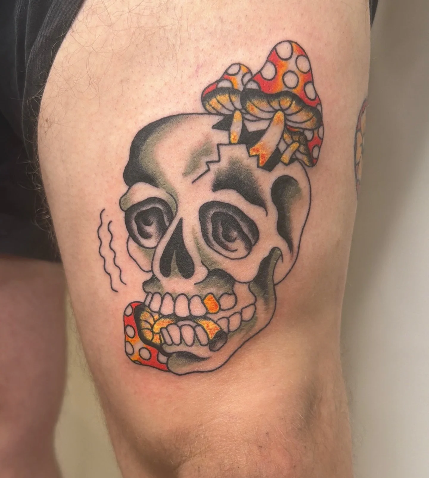 I ❤️ my job 

#dfwtattoos #dfwtattooartist #dallastattooartist #dallastattoo #femaletattooer