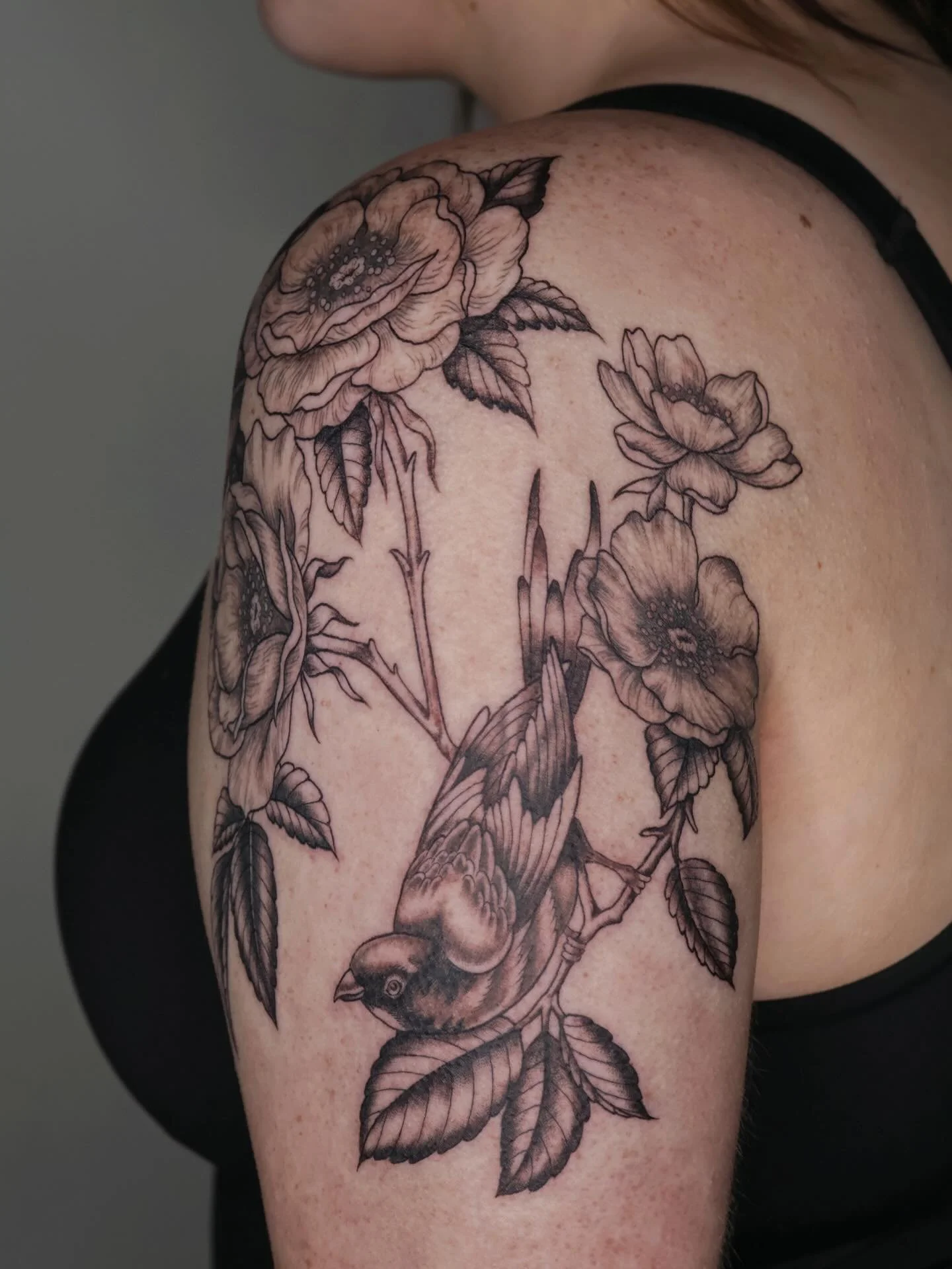 The start of a nature sleeve 🌼🕊️🌱
#dfwtattooartist #dallastattooartist #femaletattooartist