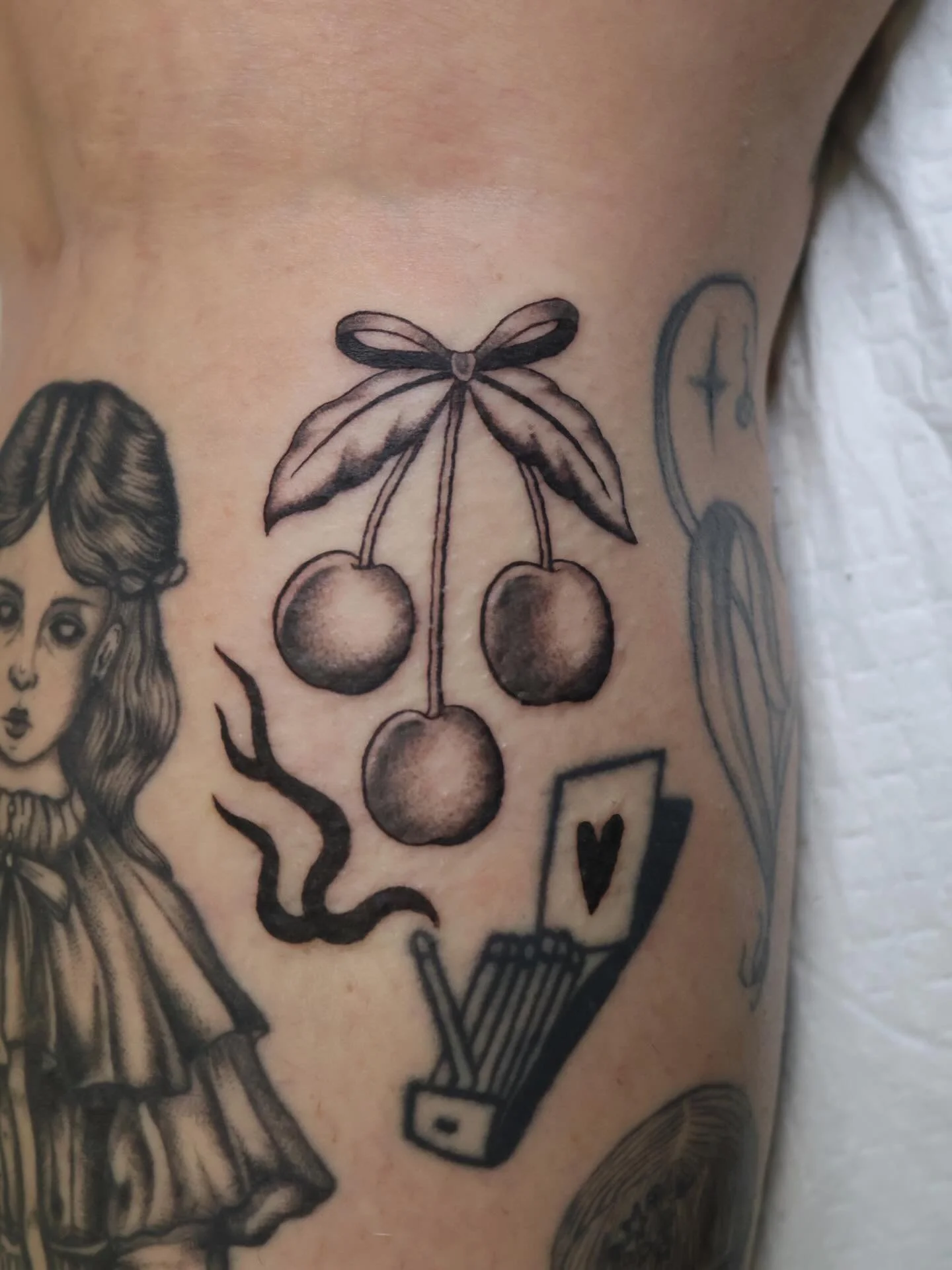 Cherry flash filler🍒
#dfwtattooartist #femaletattooartist #dallastattooartist
