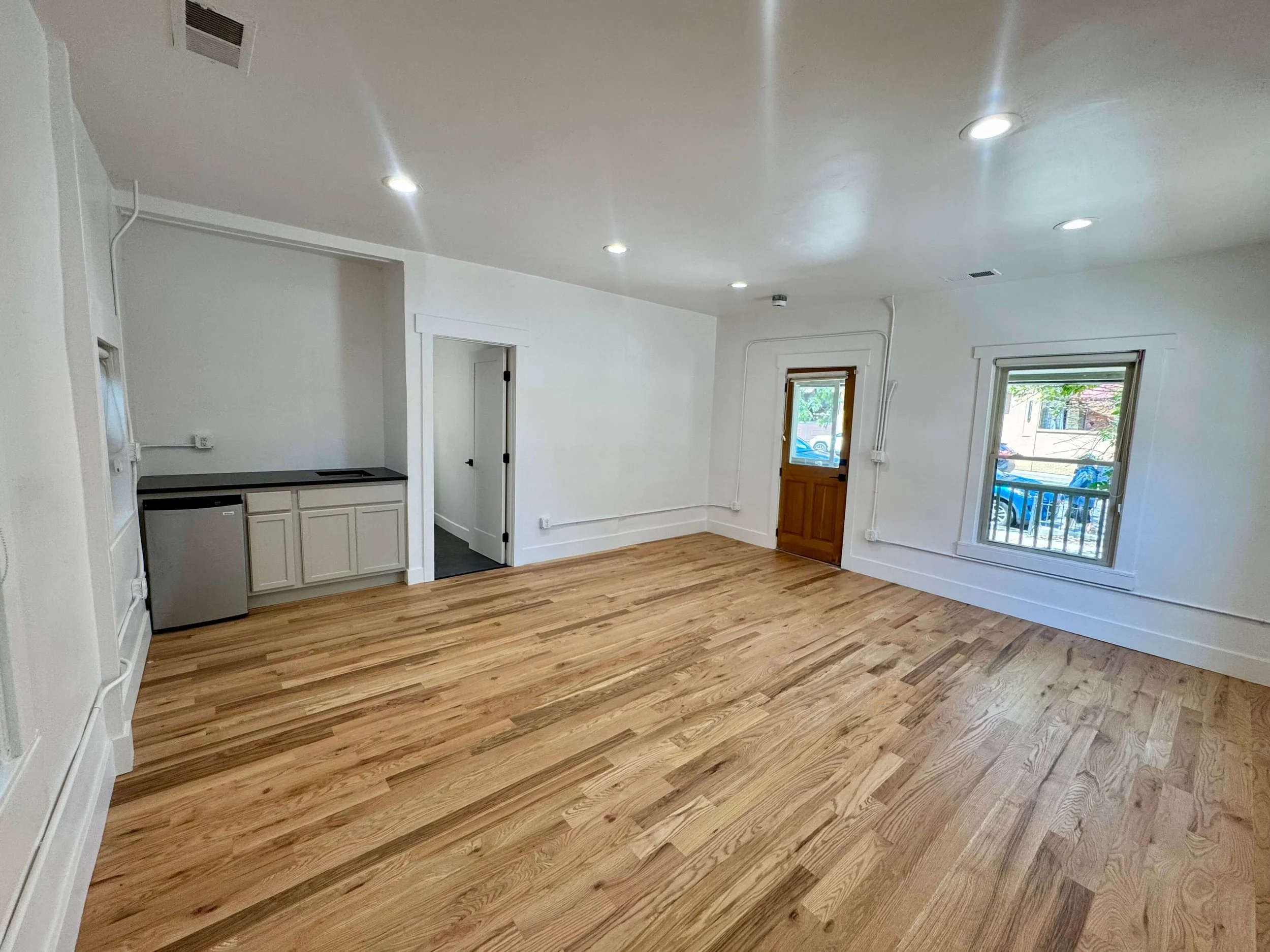 Suite 2 Interior