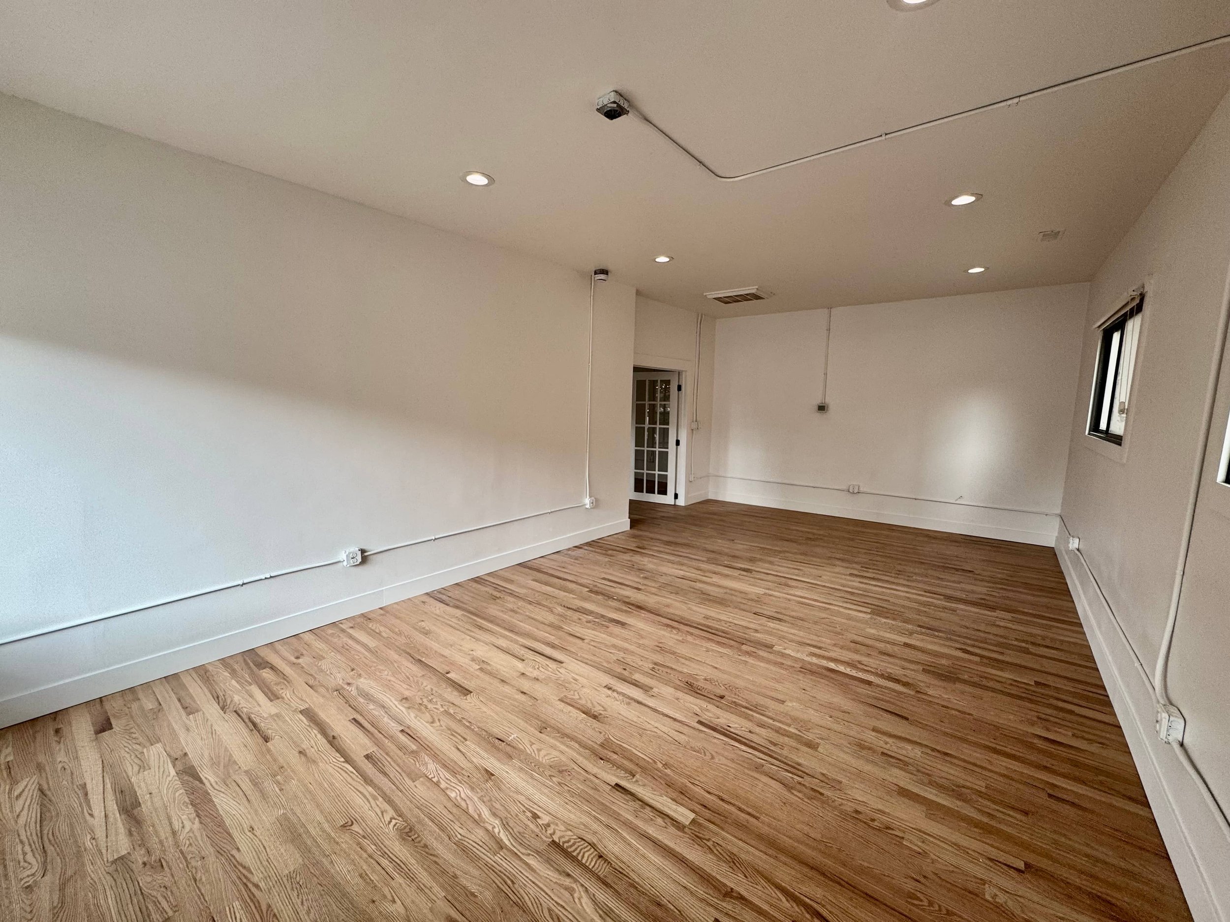 717-12th-street-golden-colorado-retail-office-lease-interior-suite-1-2.jpg