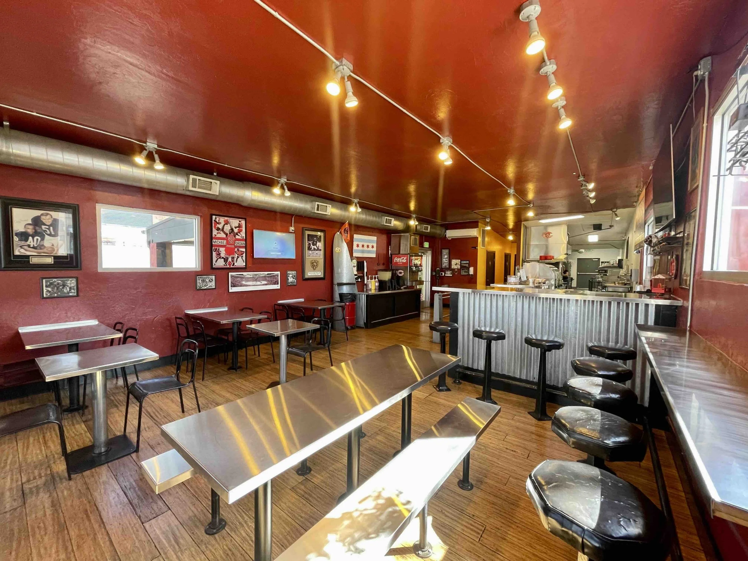 300-santa-fe-arts-district-denver-restaurant-dining-room.jpeg