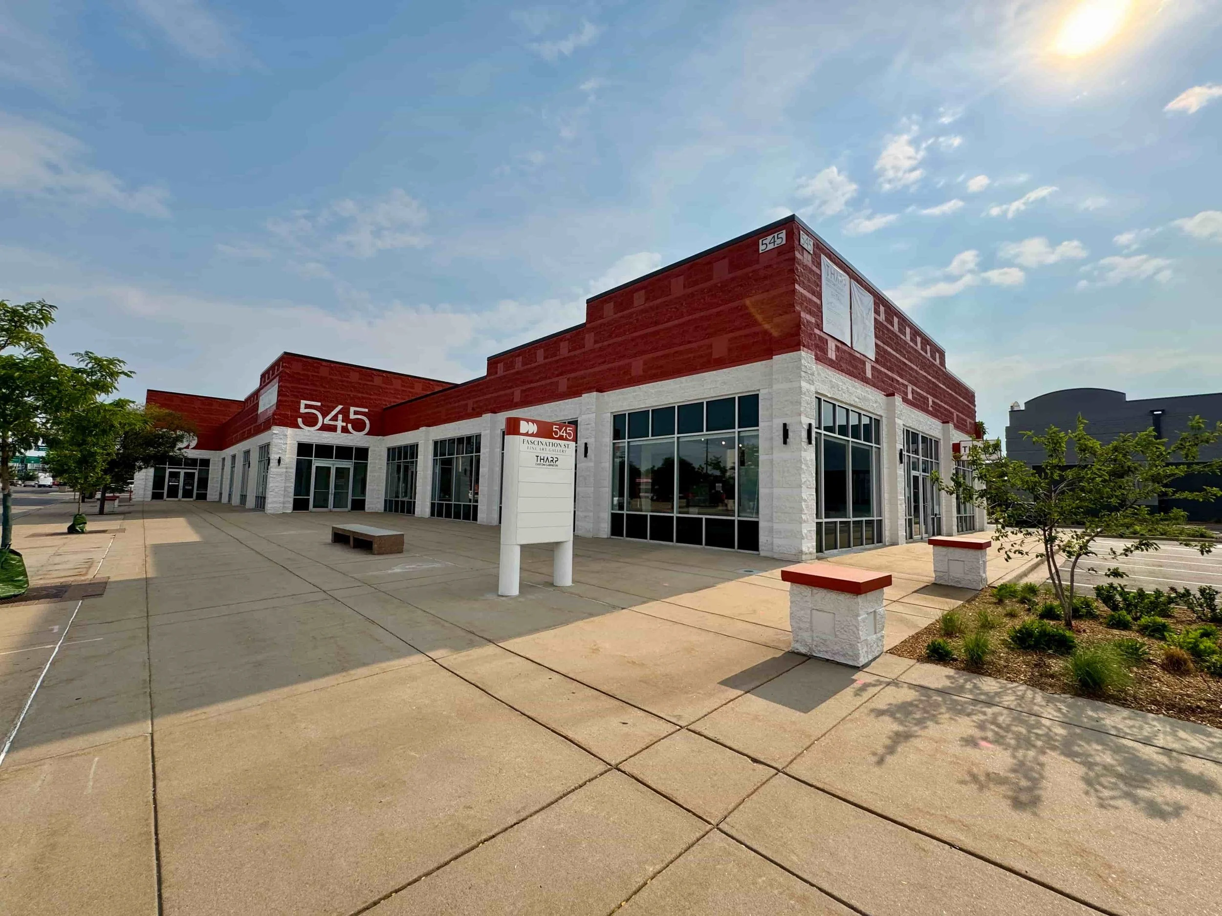 retail-building-exterior-2-545-south-broadway-denver-design-district.jpg