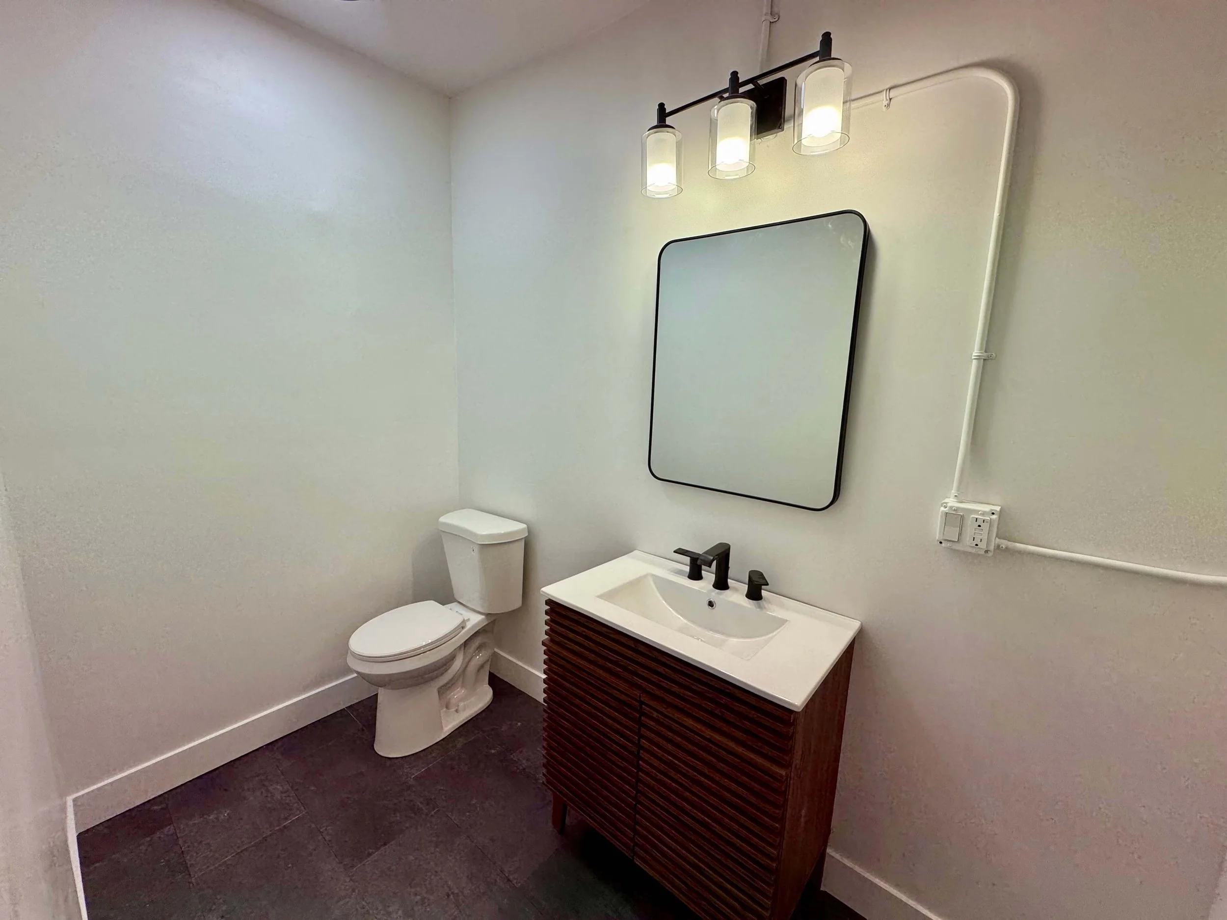 Suite 3 Restroom