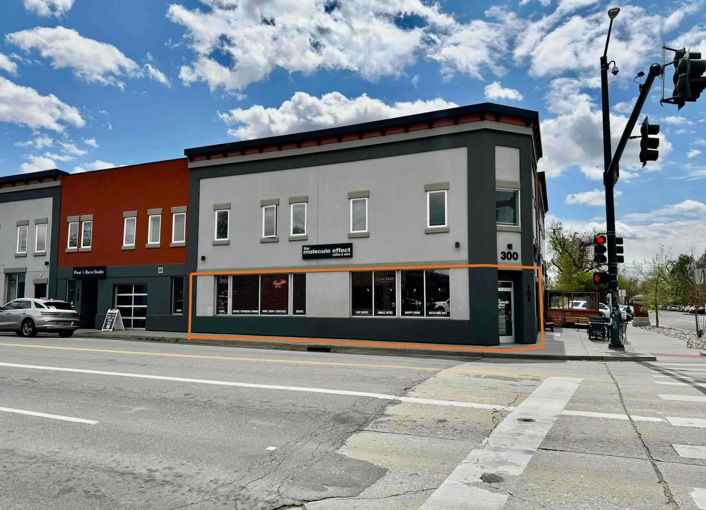 300-south- logan-denver-unit-101-retail-cafe-exterior-2.jpg
