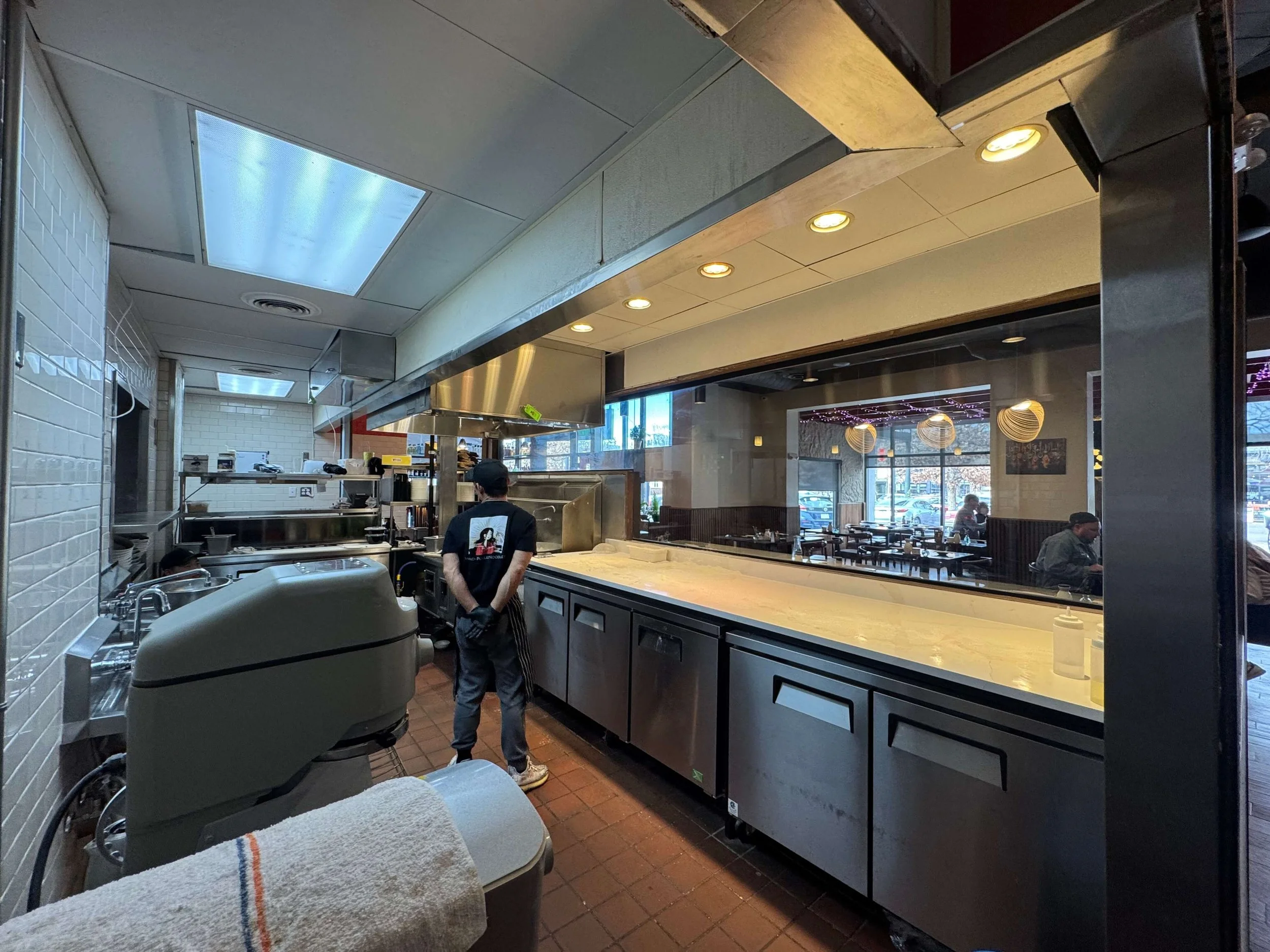 noodles-by-nina-restaurant-tenant-17th-avenue-denver-interior-kitchen-prep.jpeg