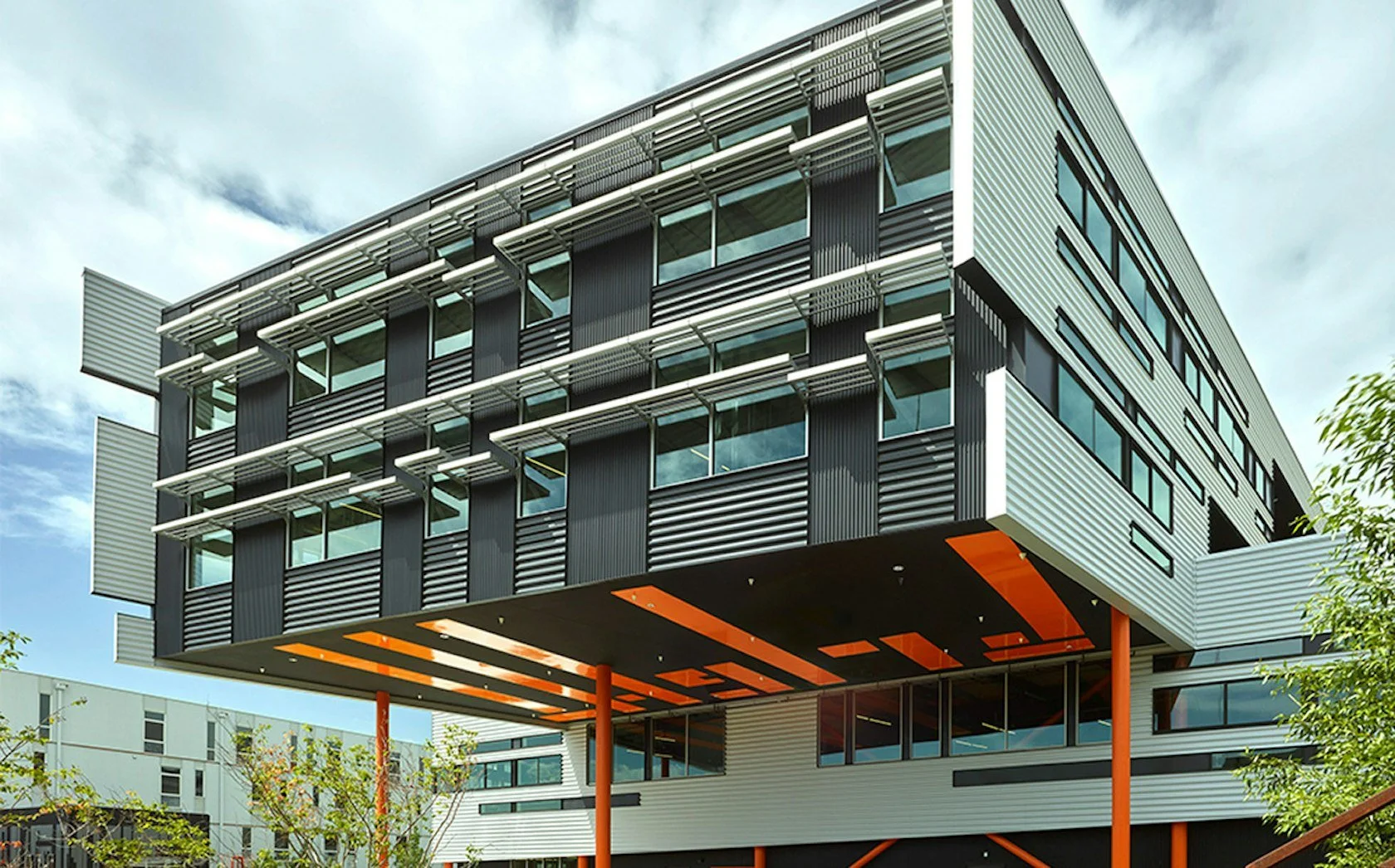 groundwrk-tenant-office-lease-flight-building-taxi-campus-denver-exterior.jpg