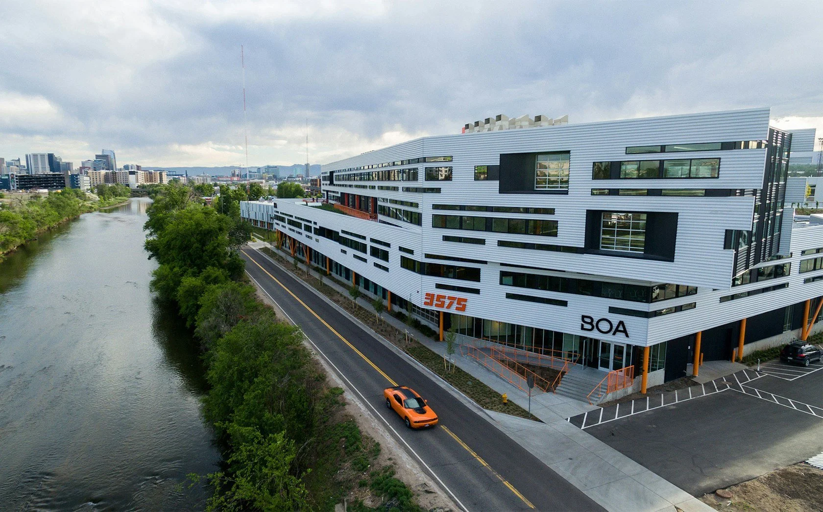 groundwrk-tenant-office-lease-flight-building-taxi-campus-denver-exterior-river.jpg
