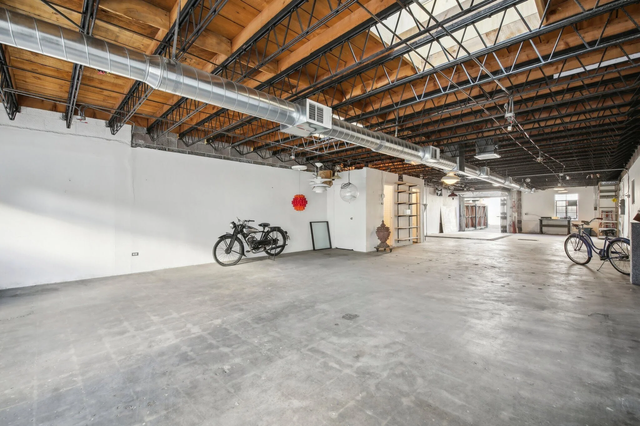 1140-speer-denver-vintage-retail-interior-3.jpg