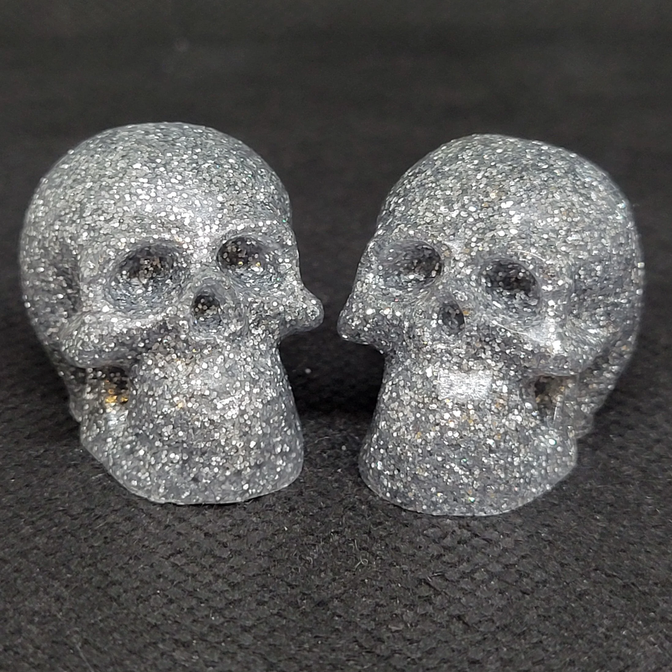 Tiny Skulls Silver.jpg