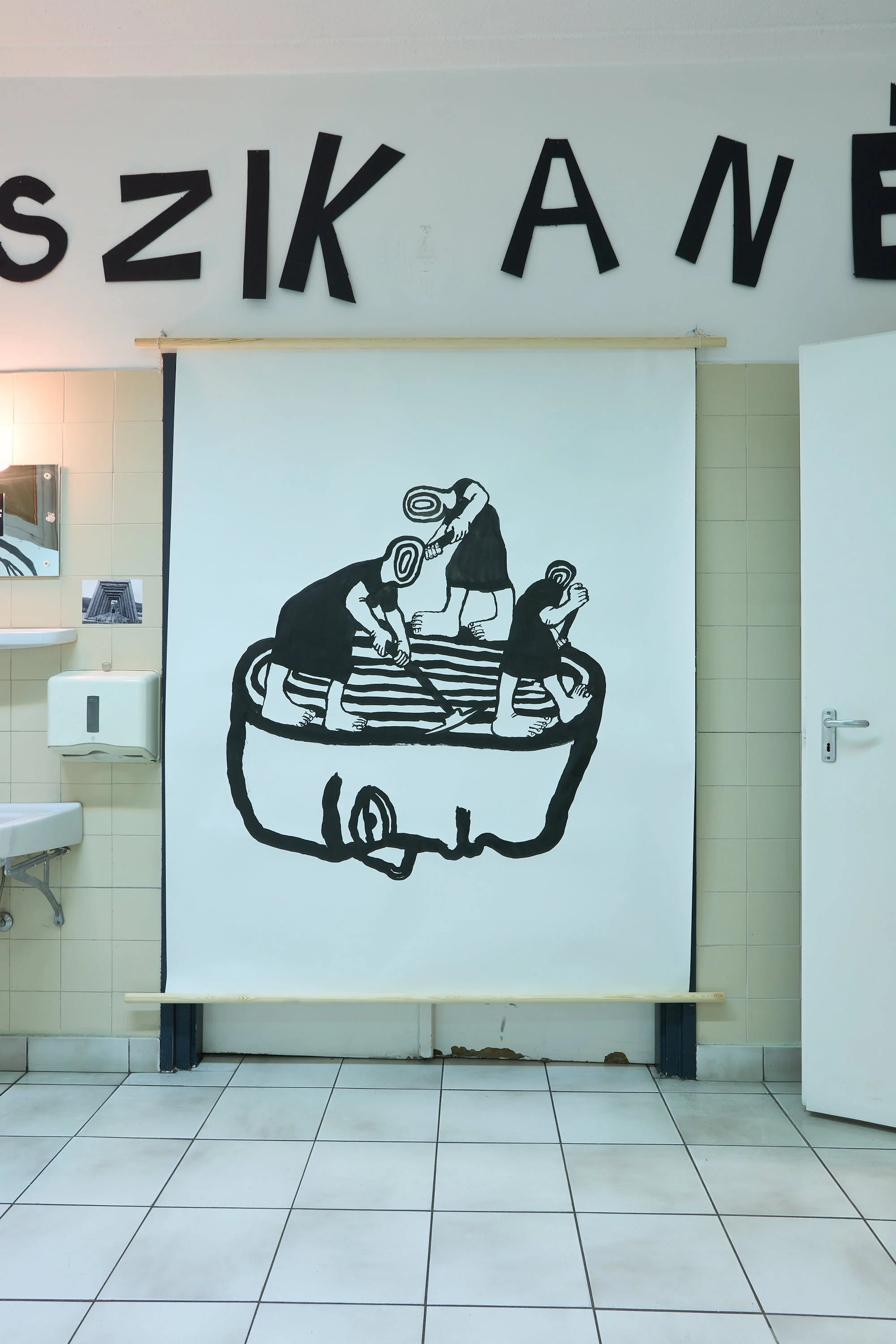 Álomszanatóriumban álmatlanul pihennek az álombányászok // DREAM-MINERS SPEND DREAMLESS
NIGHTS AT THE DREAM SANATORIUM by: Dorottya Szonja Koltay, 2026. pc: Dávid Bíró