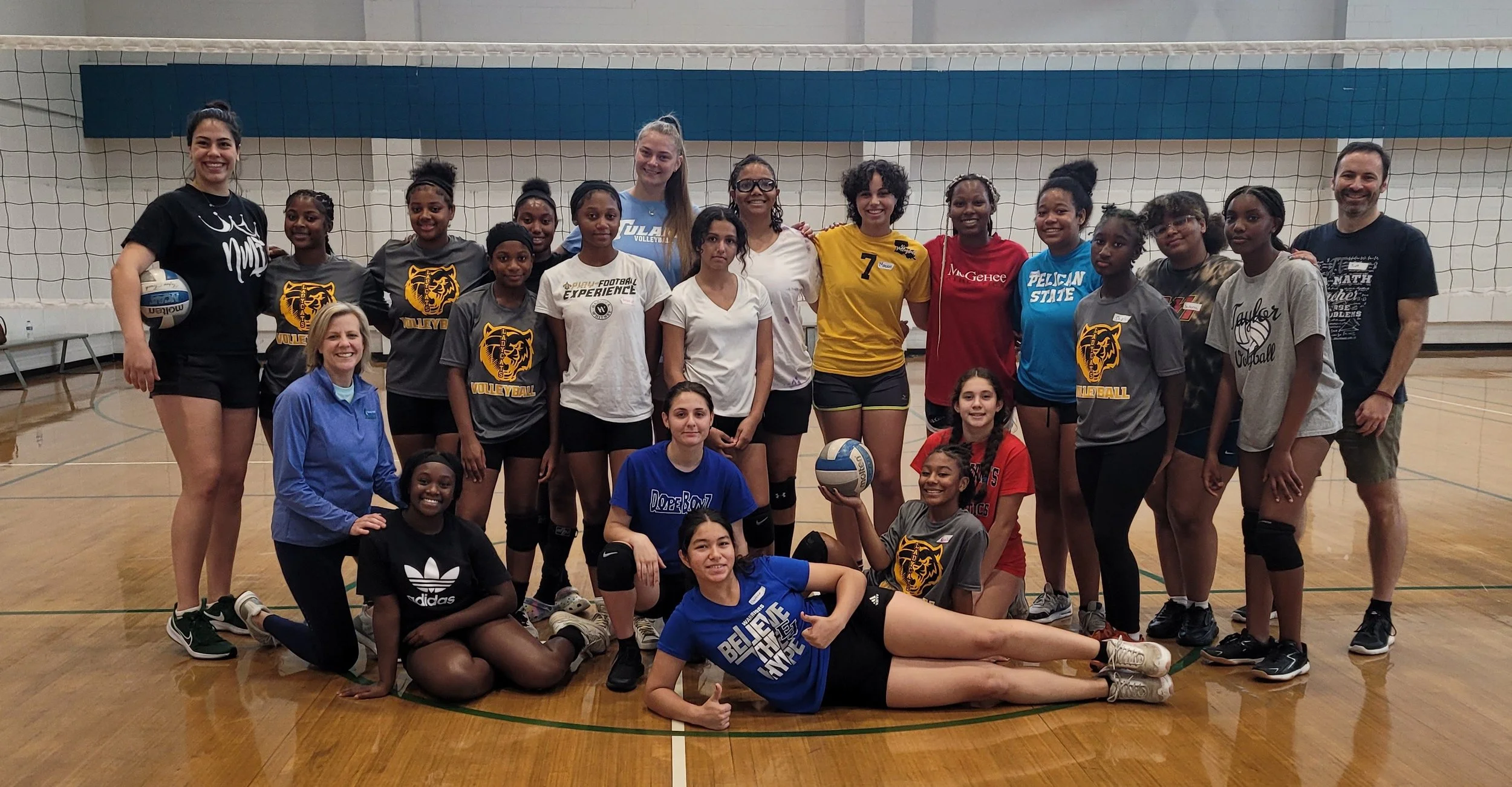 The whole group at the close of the camp, both our analysts and the team from East St John!